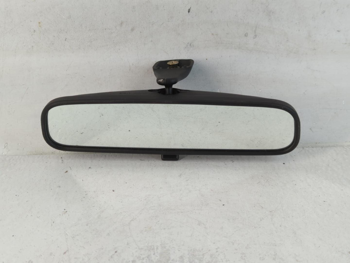 2001-2012 Hyundai Elantra Interior Rear View Mirror Replacement OEM P/N:E13010082 Fits OEM Used Auto Parts - Oemusedautopart
