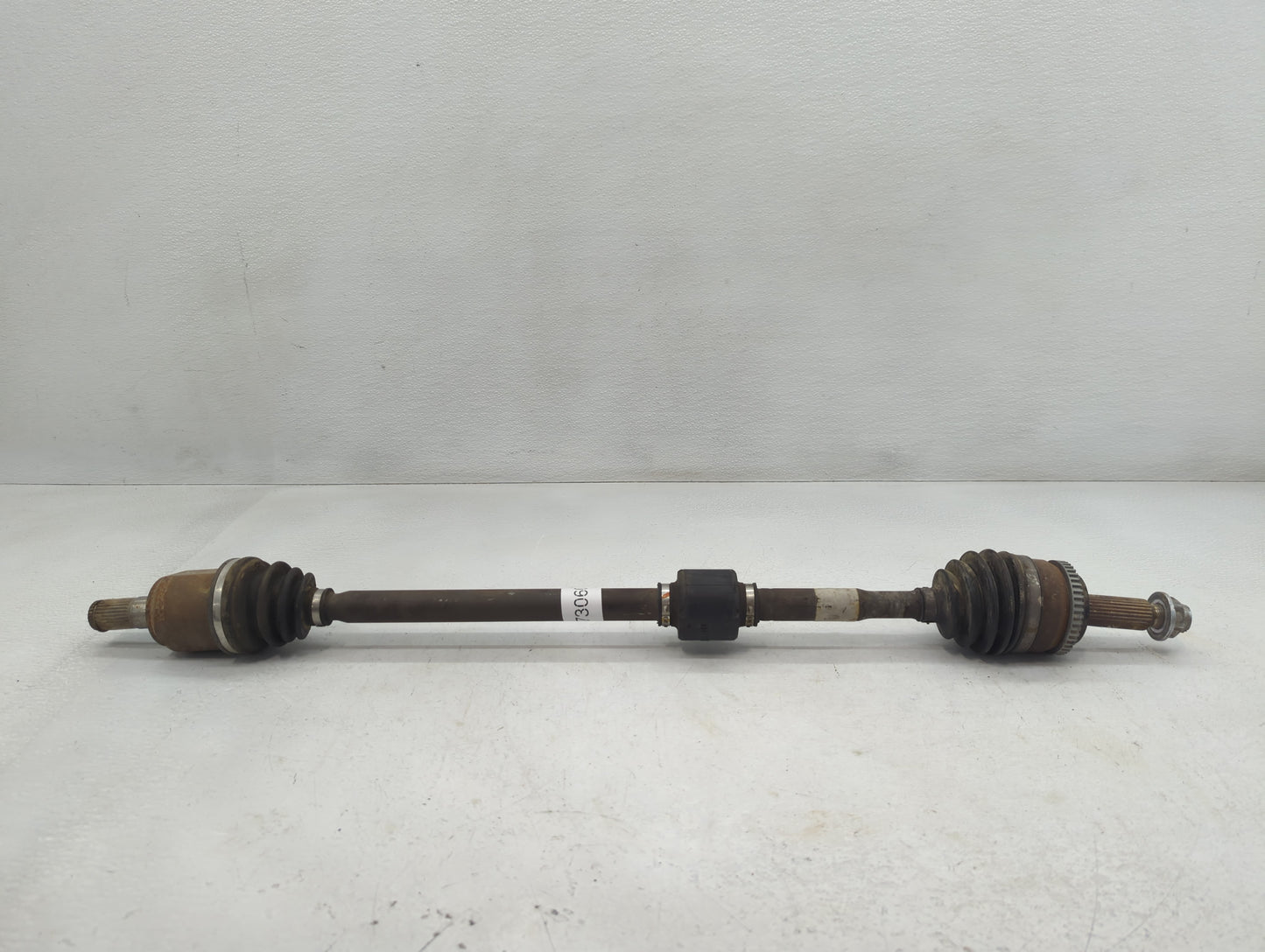 2011-2016 Hyundai Elantra Axle Shaft Front Passenger Cv C/v - Oemusedautoparts1.com