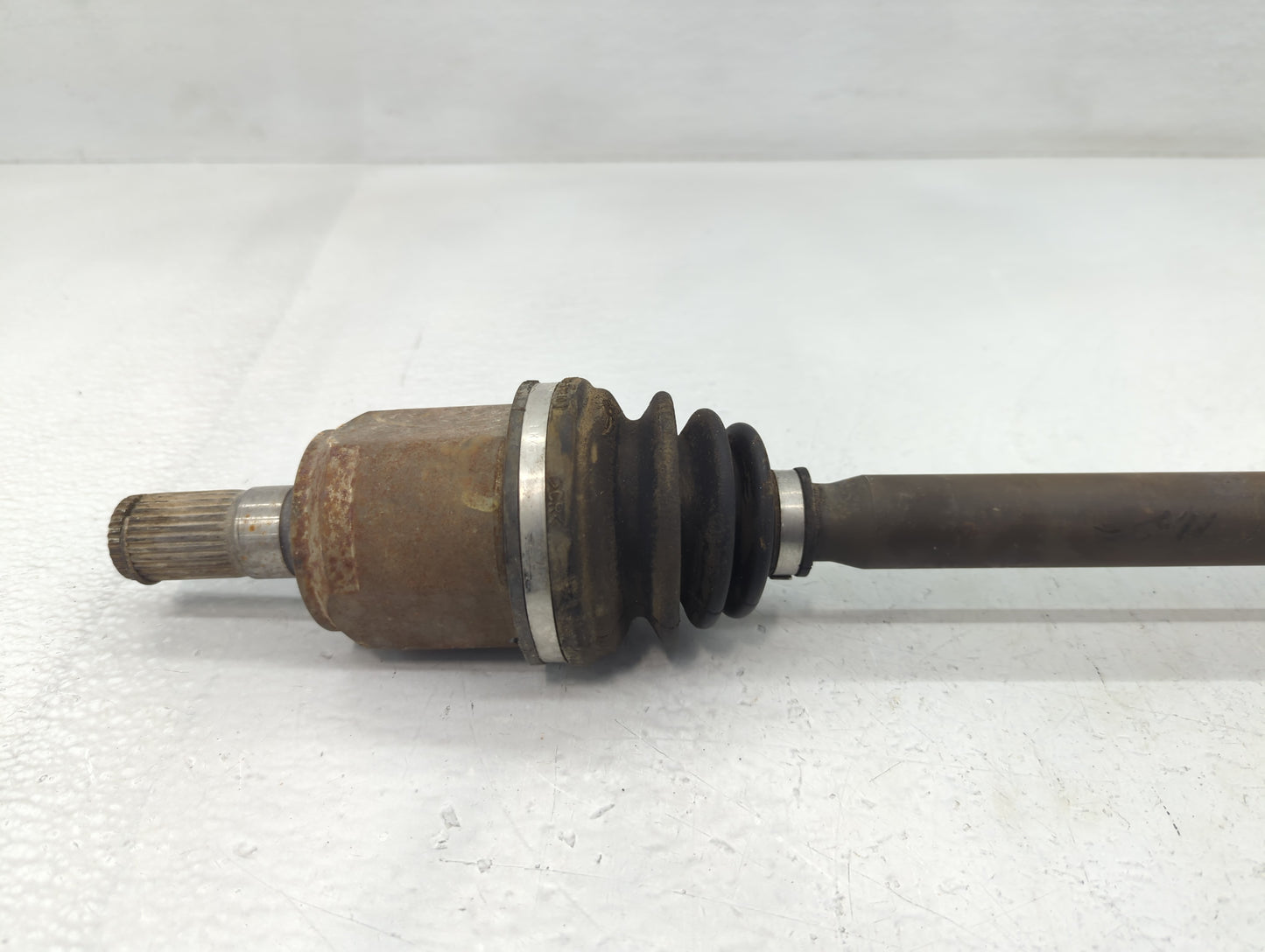 2011-2016 Hyundai Elantra Axle Shaft Front Passenger Cv C/v - Oemusedautoparts1.com