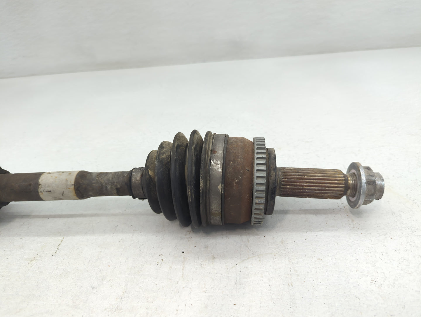 2011-2016 Hyundai Elantra Axle Shaft Front Passenger Cv C/v - Oemusedautoparts1.com
