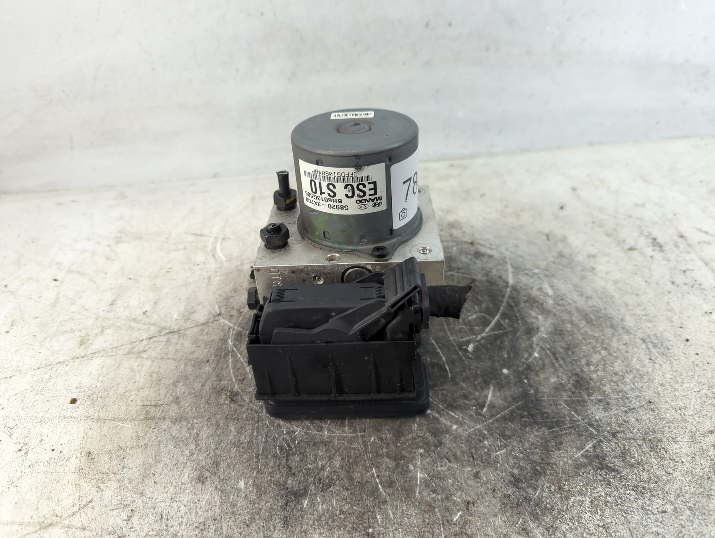 2011-2013 Hyundai Elantra ABS Pump Control Module Replacement P/N:58920-3X700 Fits Fits 2011 2012 2013 OEM Used Auto Parts -