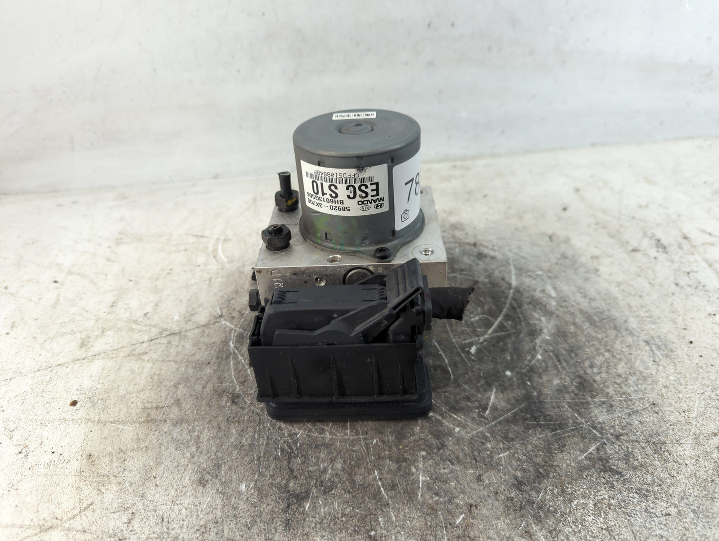 2011-2013 Hyundai Elantra ABS Pump Control Module Replacement P/N:58920-3X700 Fits Fits 2011 2012 2013 OEM Used Auto Parts -