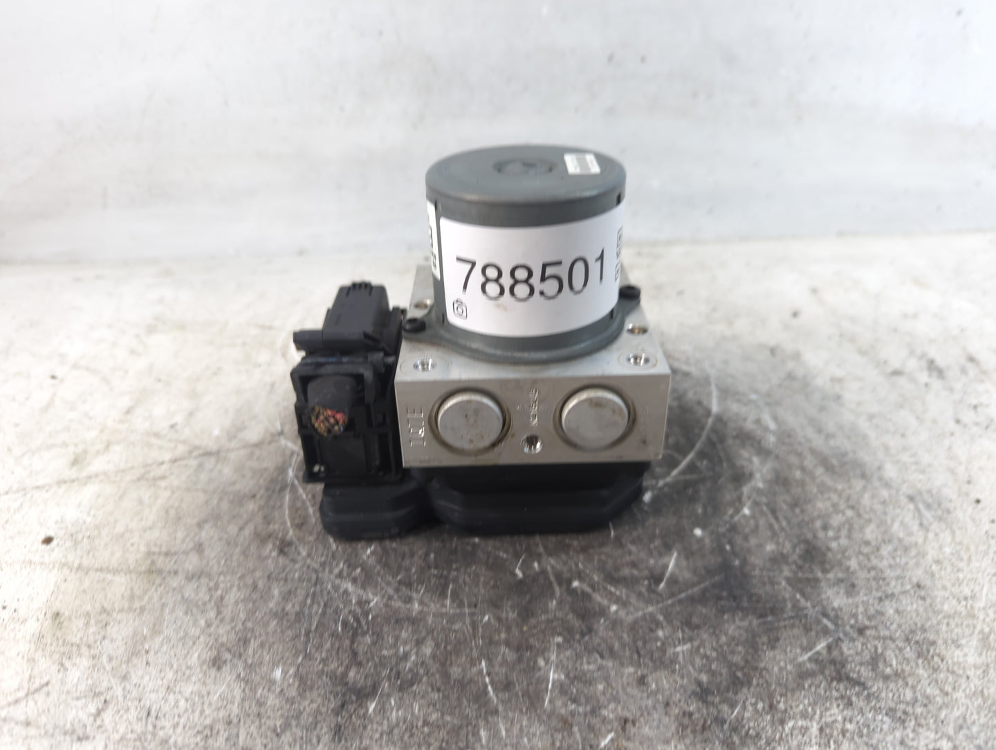 2011-2013 Hyundai Elantra ABS Pump Control Module Replacement P/N:58920-3X700 Fits Fits 2011 2012 2013 OEM Used Auto Parts -