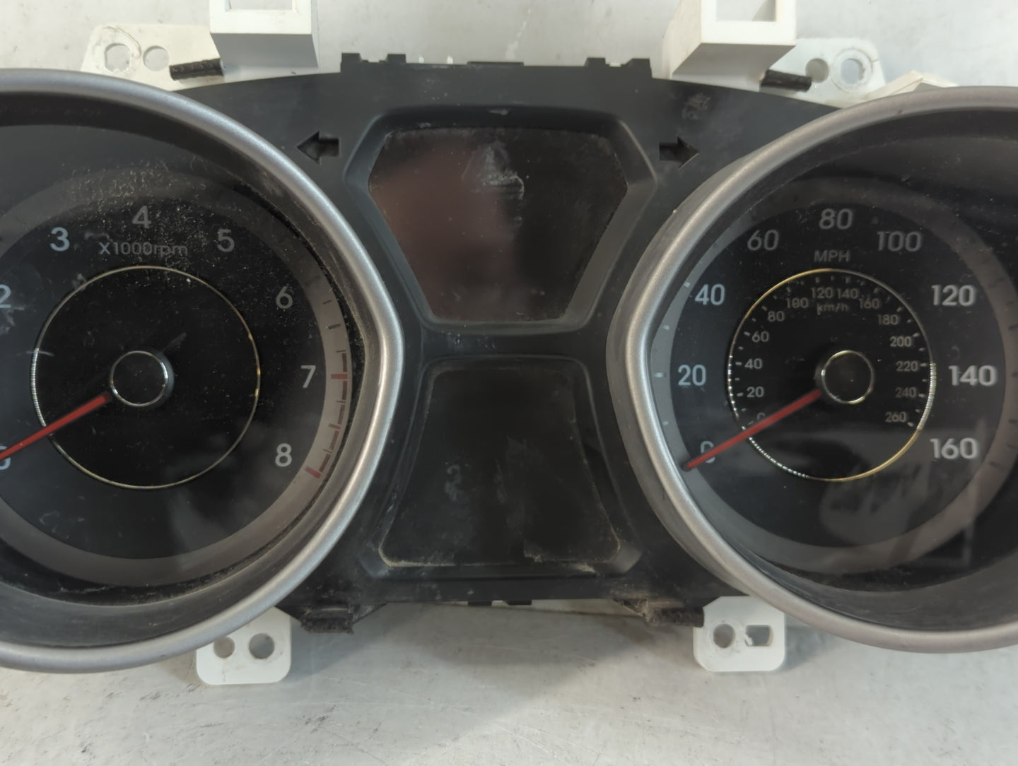 2009-2012 Hyundai Elantra Instrument Cluster Speedometer Gauges P/N:94001-3X270 Fits Fits 2009 2010 2011 2012 OEM Used Auto 