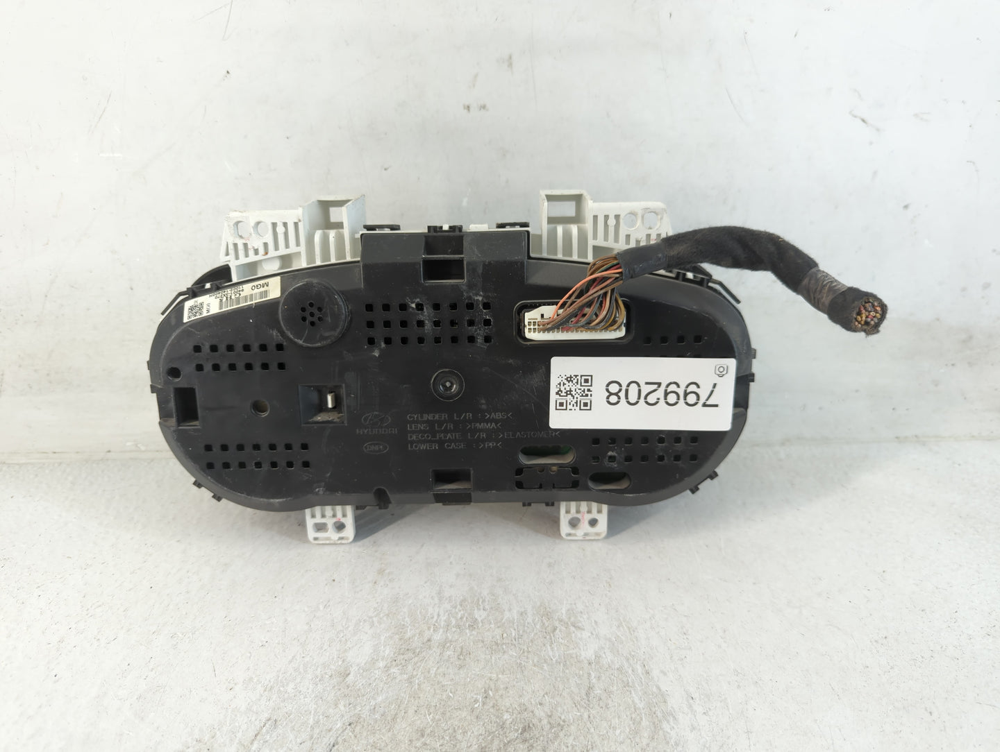 2009-2012 Hyundai Elantra Instrument Cluster Speedometer Gauges P/N:94001-3X270 Fits Fits 2009 2010 2011 2012 OEM Used Auto 