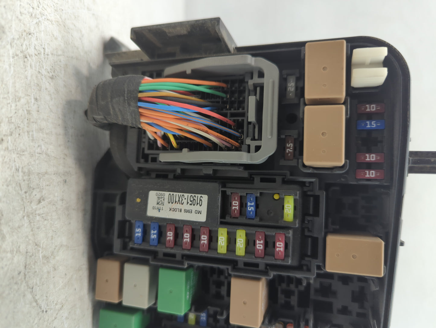 2011-2013 Hyundai Elantra Fusebox Fuse Box Panel Relay Module P/N:91205 3X213 Fits Fits 2011 2012 2013 OEM Used Auto Parts -