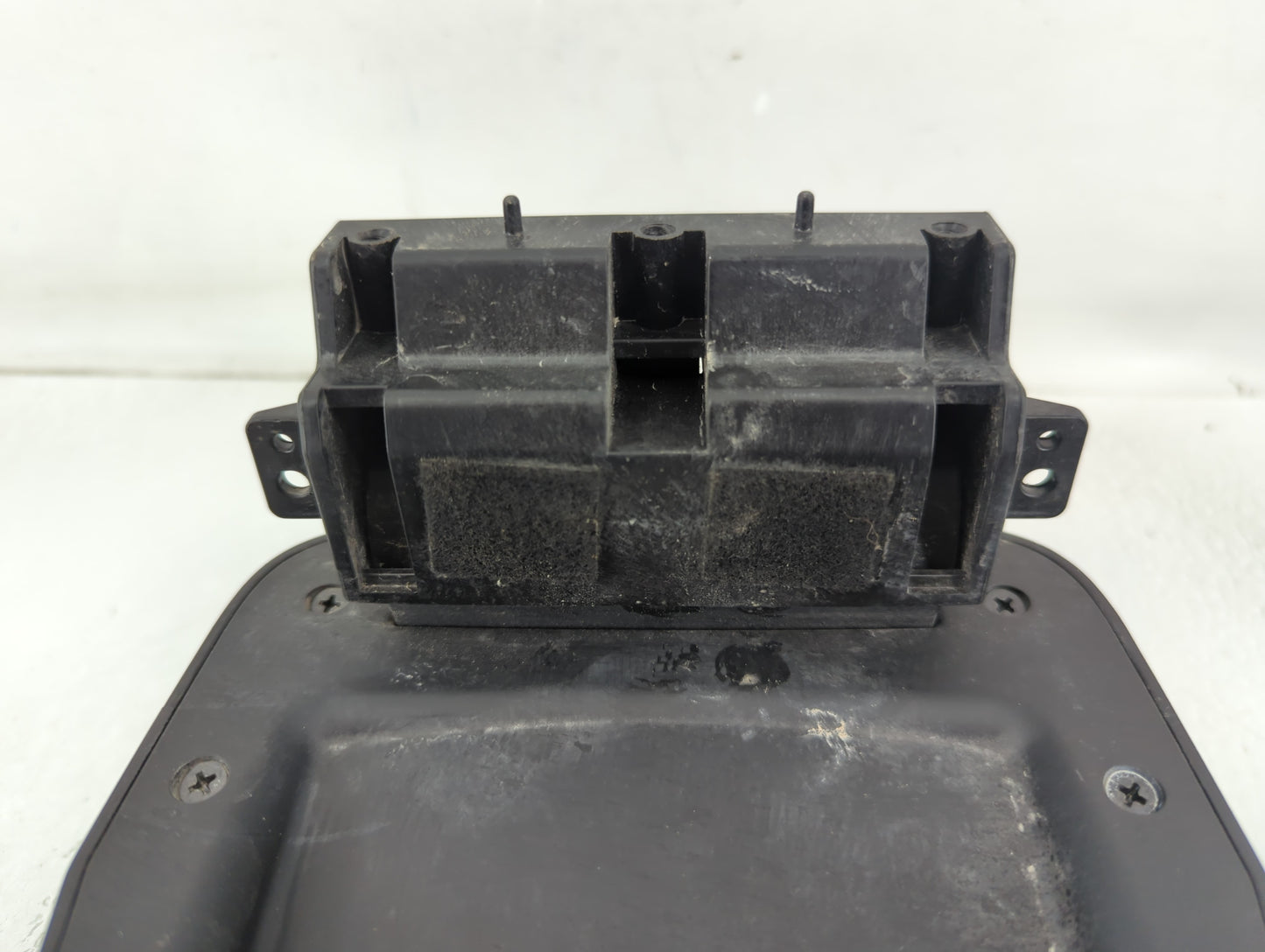 2011-2013 Hyundai Elantra Center Console Armrest Cover Lid P/N:R04 Fits Fits 2011 2012 2013 OEM Used Auto Parts - Oemusedaut