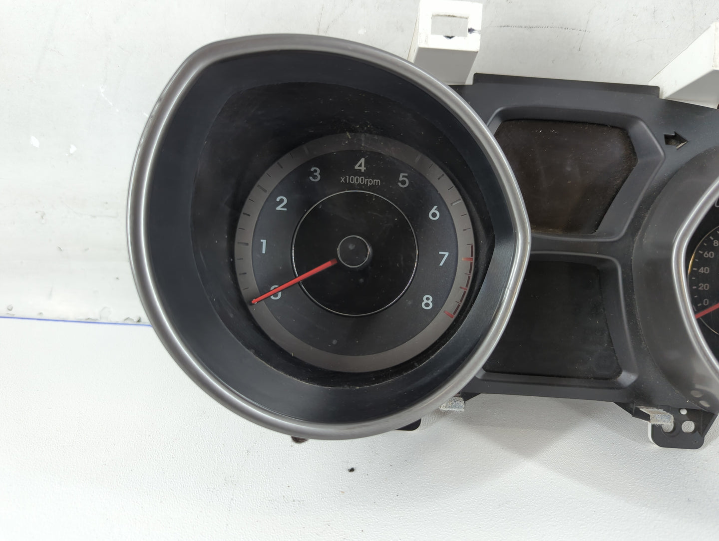 2012 Hyundai Elantra Instrument Cluster Speedometer Gauges P/N:94001-3Y120 Fits OEM Used Auto Parts - Oemusedautoparts1.com