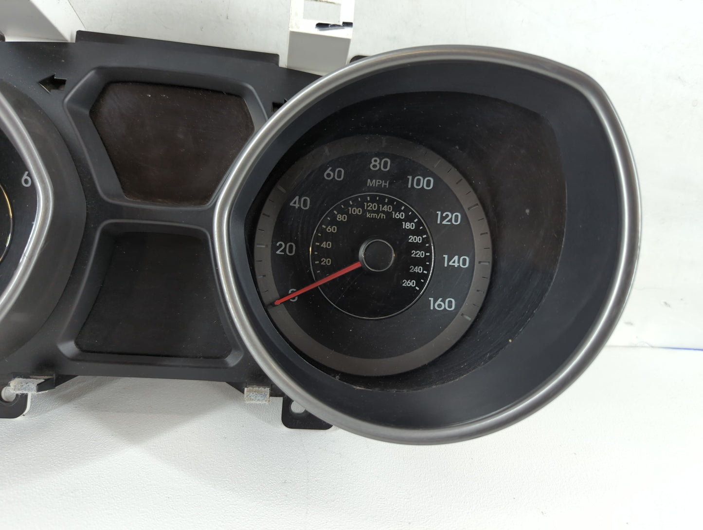 2012 Hyundai Elantra Instrument Cluster Speedometer Gauges P/N:94001-3Y120 Fits OEM Used Auto Parts - Oemusedautoparts1.com