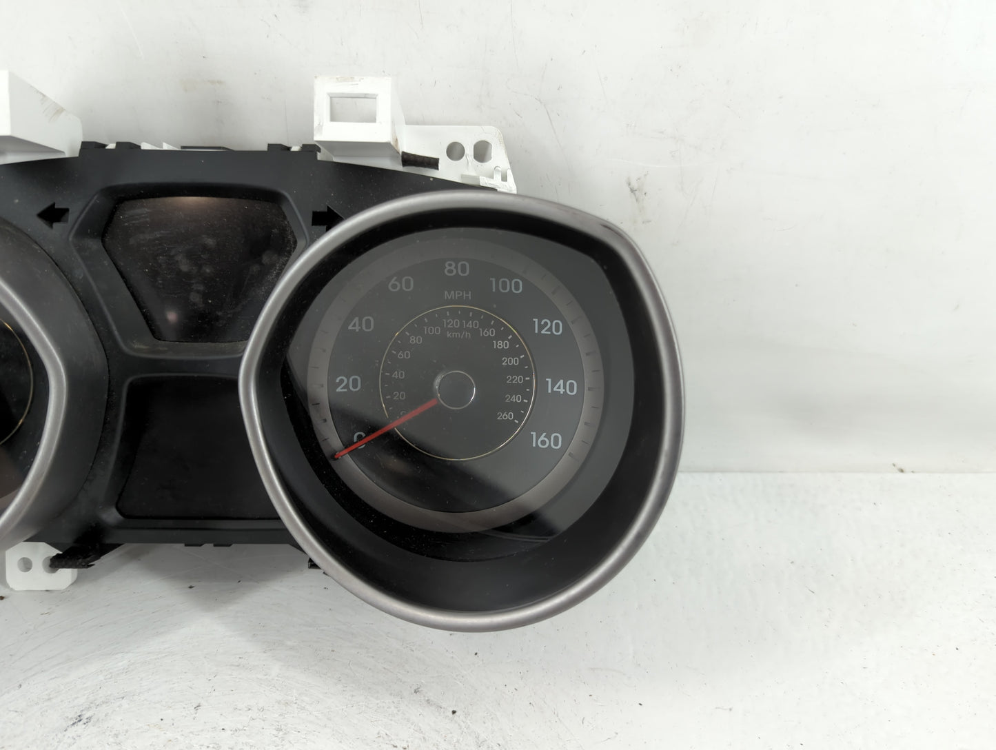 2012 Hyundai Elantra Instrument Cluster Speedometer Gauges P/N:94001-3X270 Fits OEM Used Auto Parts - Oemusedautoparts1.com