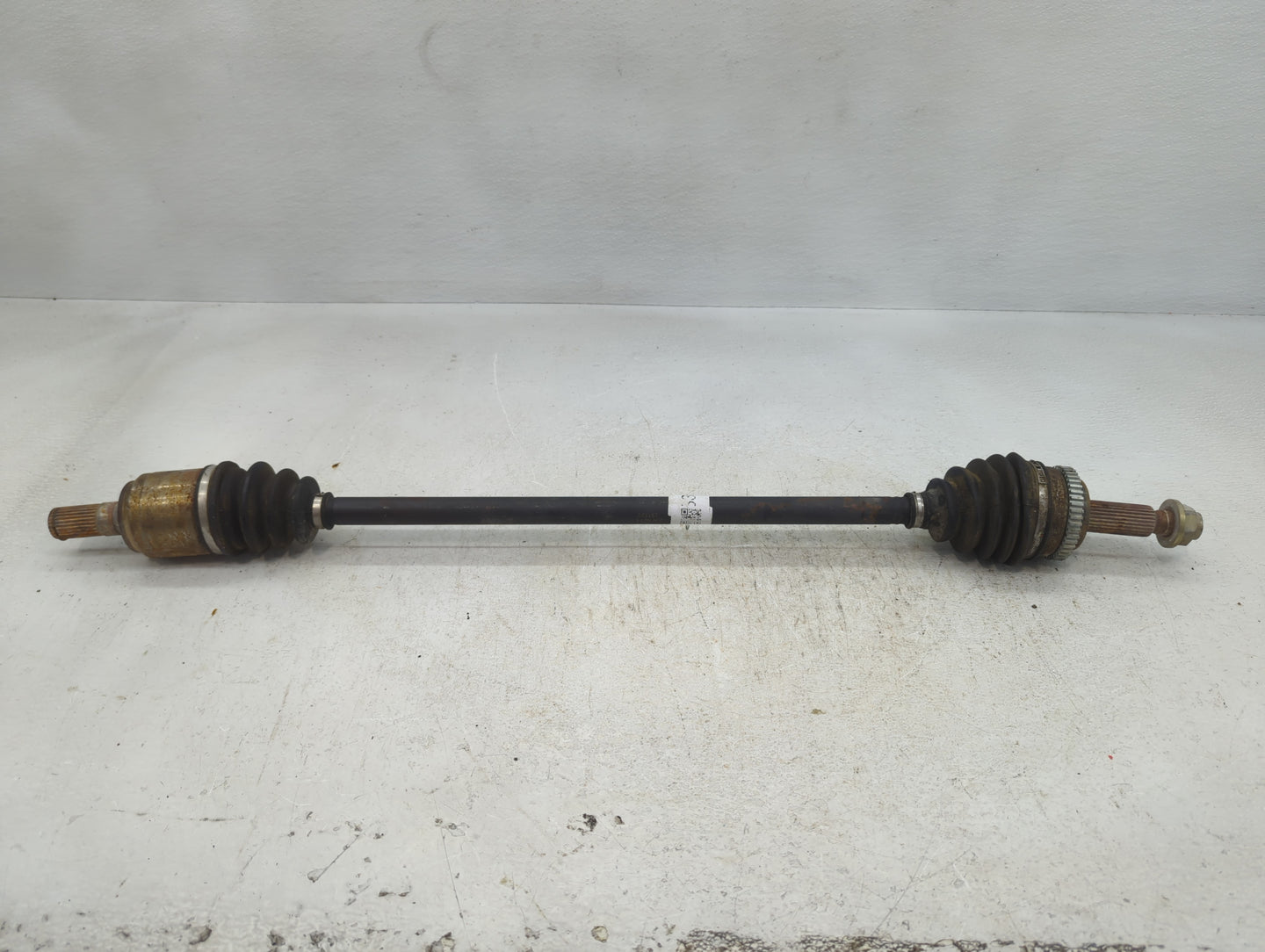 2011-2016 Hyundai Elantra Axle Shaft Front Passenger Cv C/v - Oemusedautoparts1.com