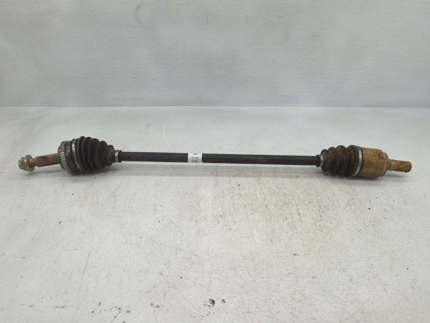 2011-2016 Hyundai Elantra Axle Shaft Front Passenger Cv C/v - Oemusedautoparts1.com