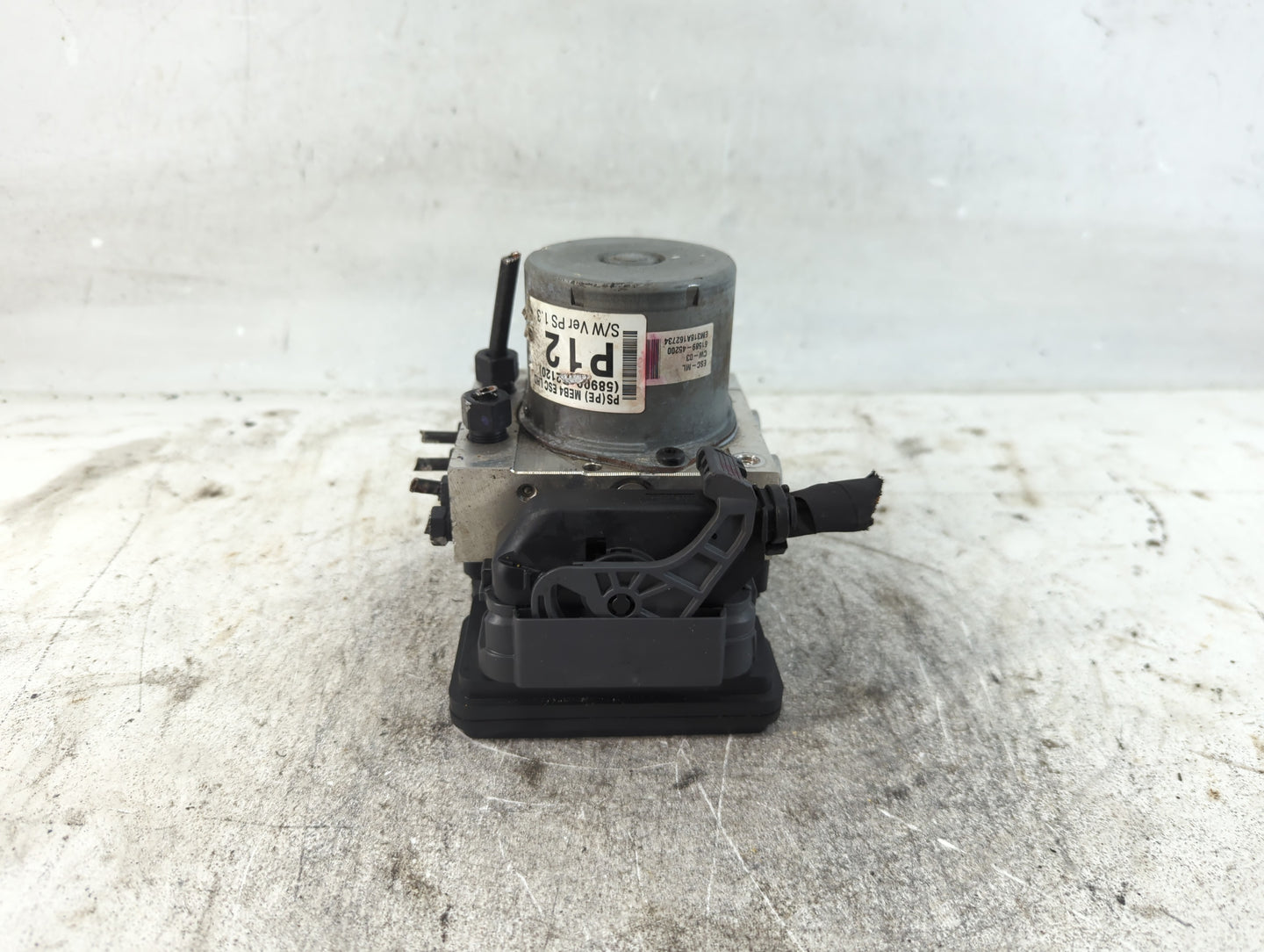 2011-2013 Hyundai Elantra ABS Pump Control Module Replacement P/N:61589-45200 Fits Fits 2011 2012 2013 OEM Used Auto Parts -