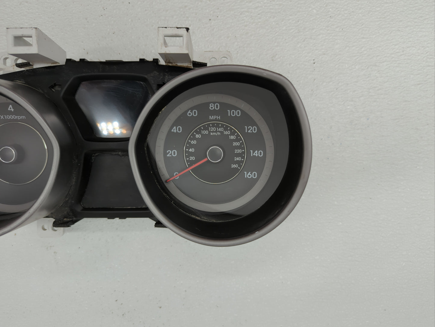 2012 Hyundai Elantra Instrument Cluster Speedometer Gauges P/N:94001-3X270 Fits OEM Used Auto Parts - Oemusedautoparts1.com