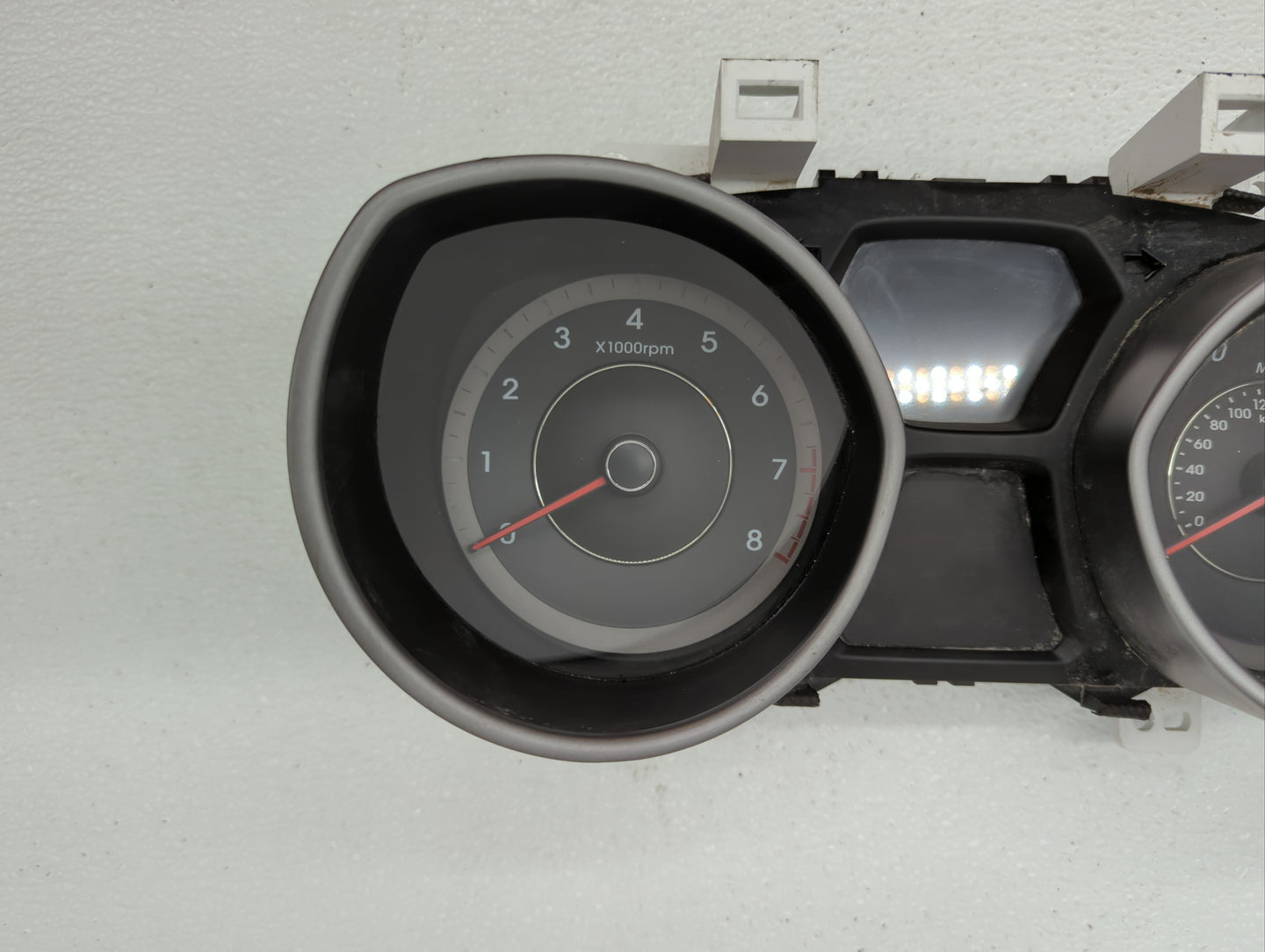2012 Hyundai Elantra Instrument Cluster Speedometer Gauges P/N:94001-3X270 Fits OEM Used Auto Parts - Oemusedautoparts1.com