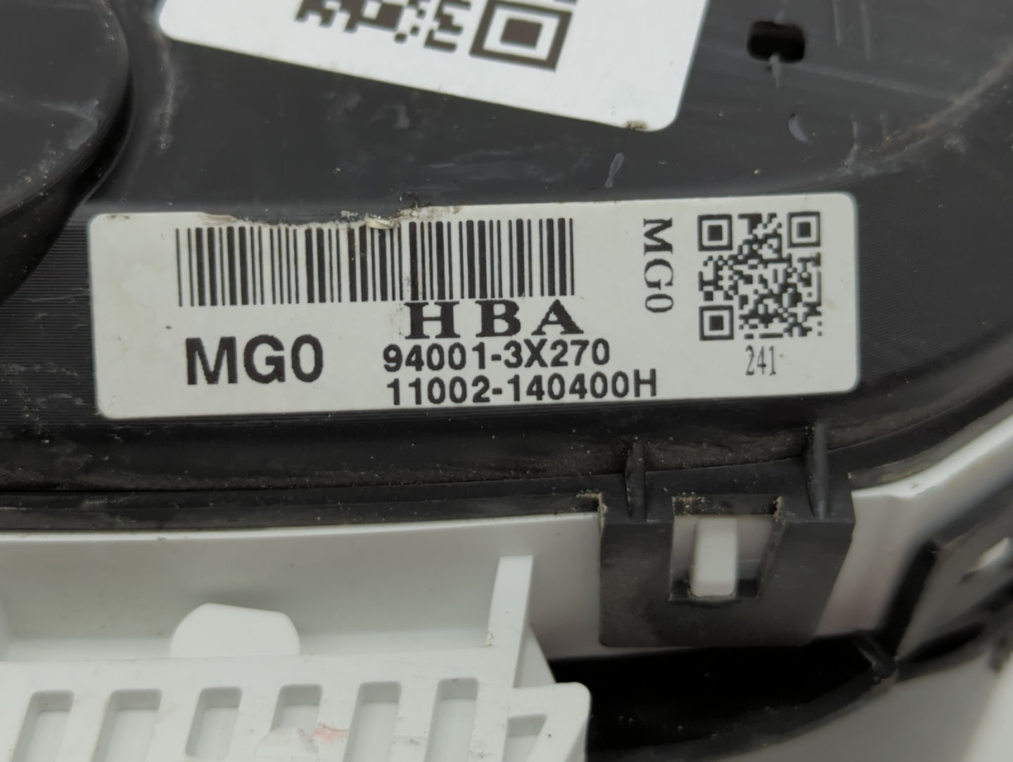 2012 Hyundai Elantra Instrument Cluster Speedometer Gauges P/N:94001-3X270 Fits OEM Used Auto Parts - Oemusedautoparts1.com
