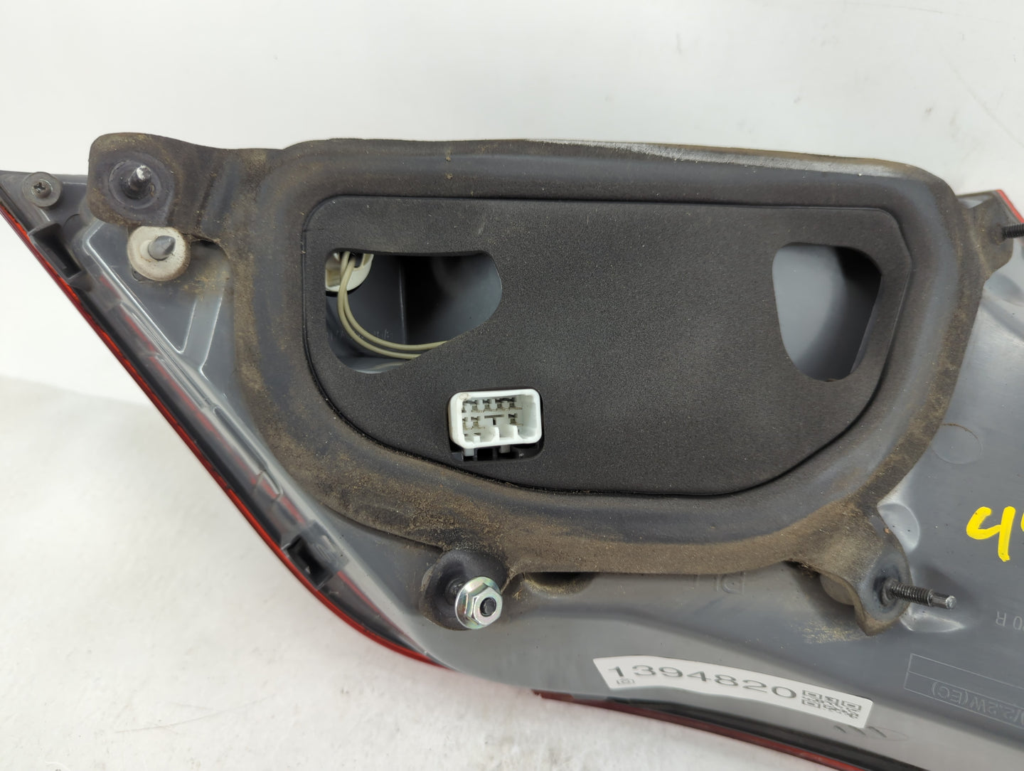 2011-2013 Hyundai Equus Tail Light Assembly Passenger Right OEM P/N:92402-3N010 Fits Fits 2011 2012 2013 OEM Used Auto Parts