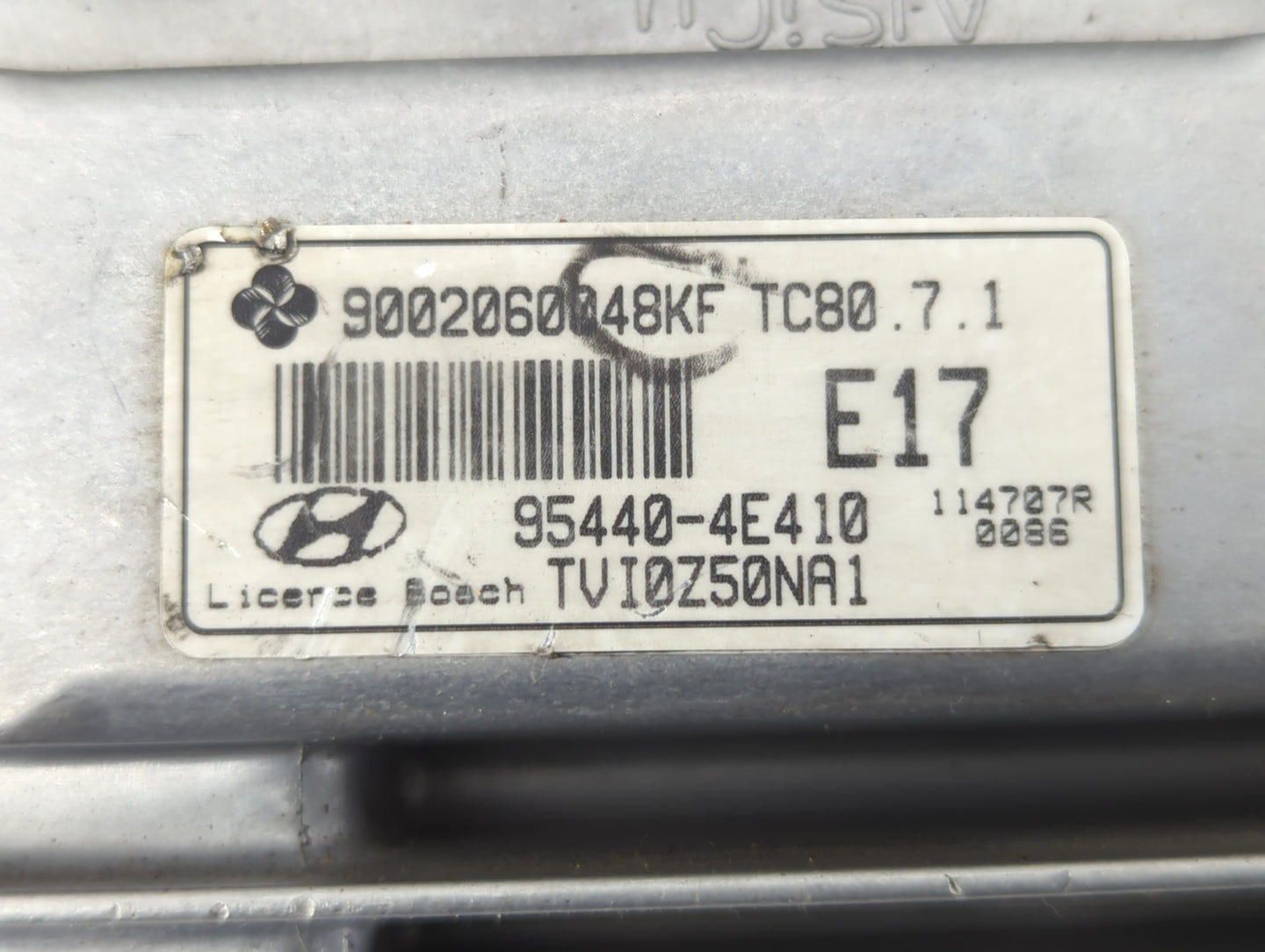 2011-2013 Hyundai Equus Chassis Control Module Ccm Bcm Body Control - Oemusedautoparts1.com
