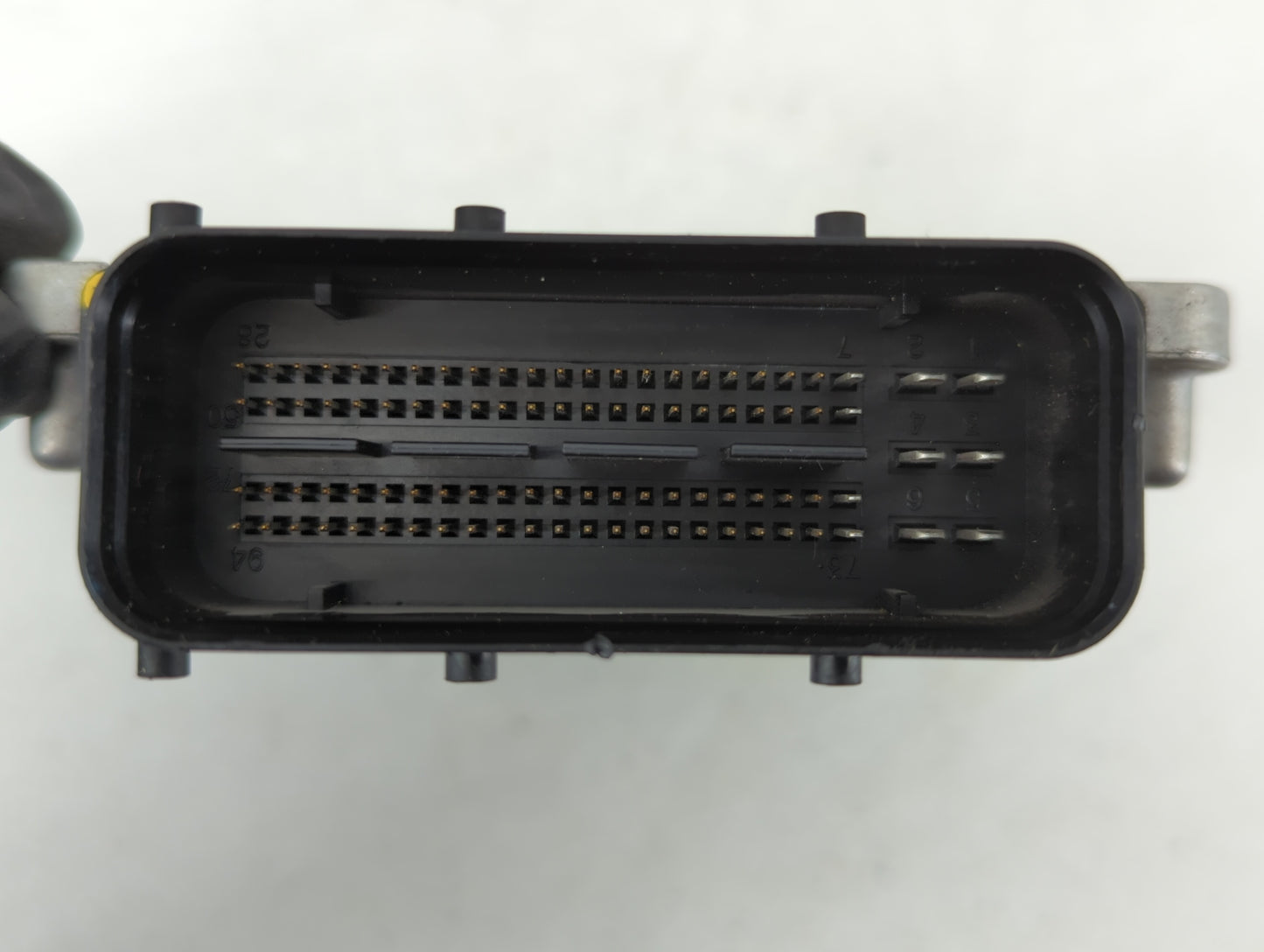 2011-2013 Hyundai Equus Chassis Control Module Ccm Bcm Body Control - Oemusedautoparts1.com