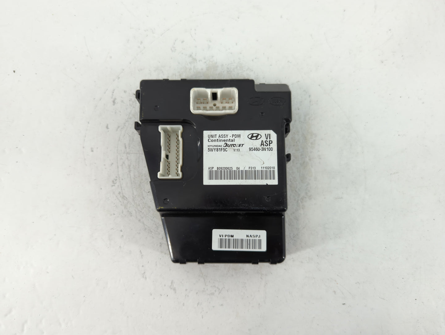 2011-2013 Hyundai Equus Body Control Module Bcm Inner Cabin Fuse Box - Oemusedautoparts1.com