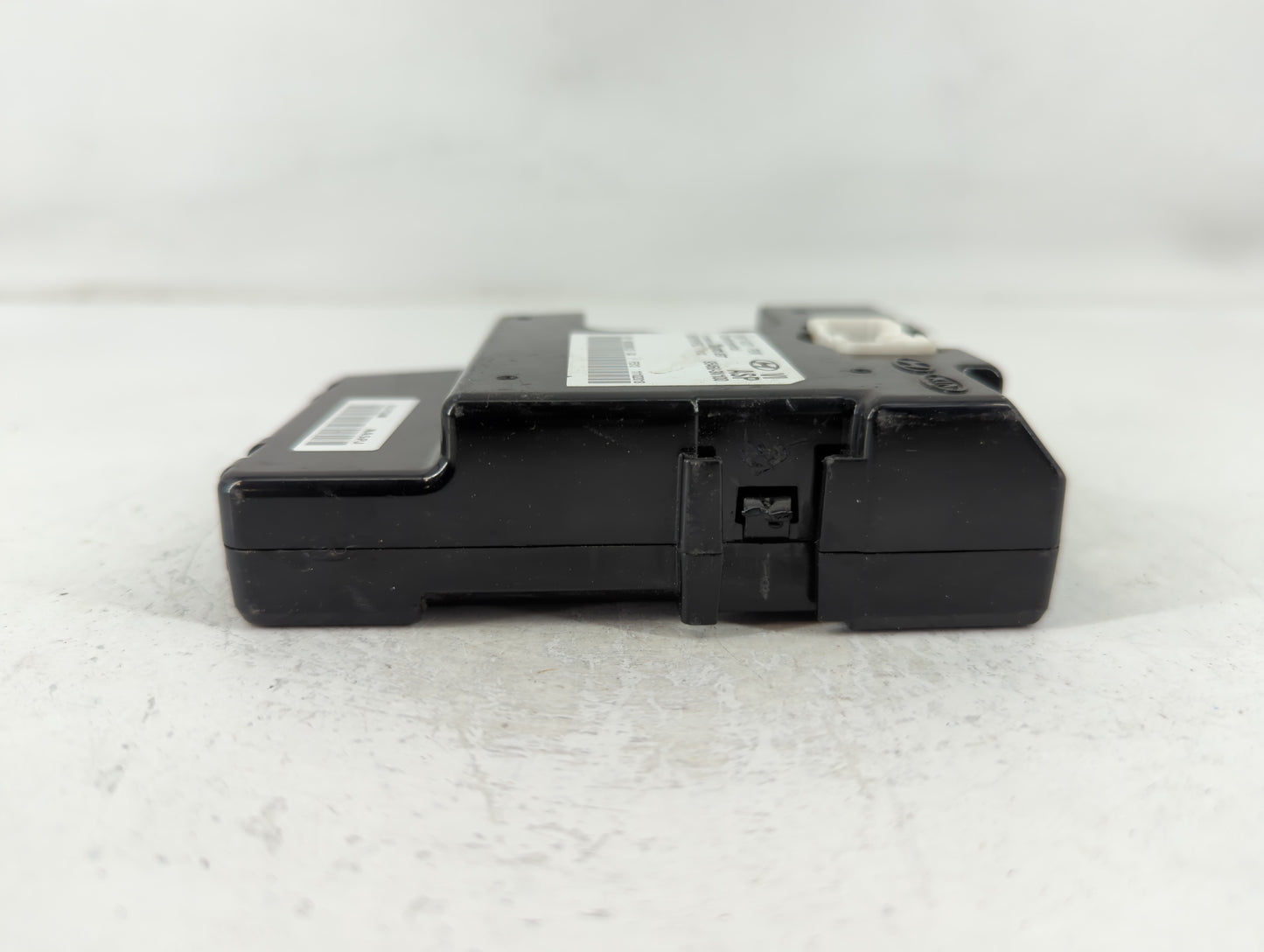 2011-2013 Hyundai Equus Body Control Module Bcm Inner Cabin Fuse Box - Oemusedautoparts1.com