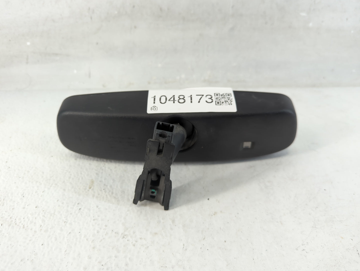 2009-2012 Hyundai Genesis Interior Rear View Mirror Replacement OEM P/N:E11026006 Fits Fits 2007 2008 2009 2010 2011 2012 20