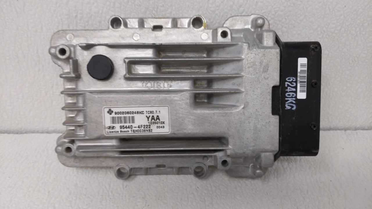2012-2014 Hyundai Genesis Chassis Control Module Ccm Bcm Body Control - Oemusedautoparts1.com