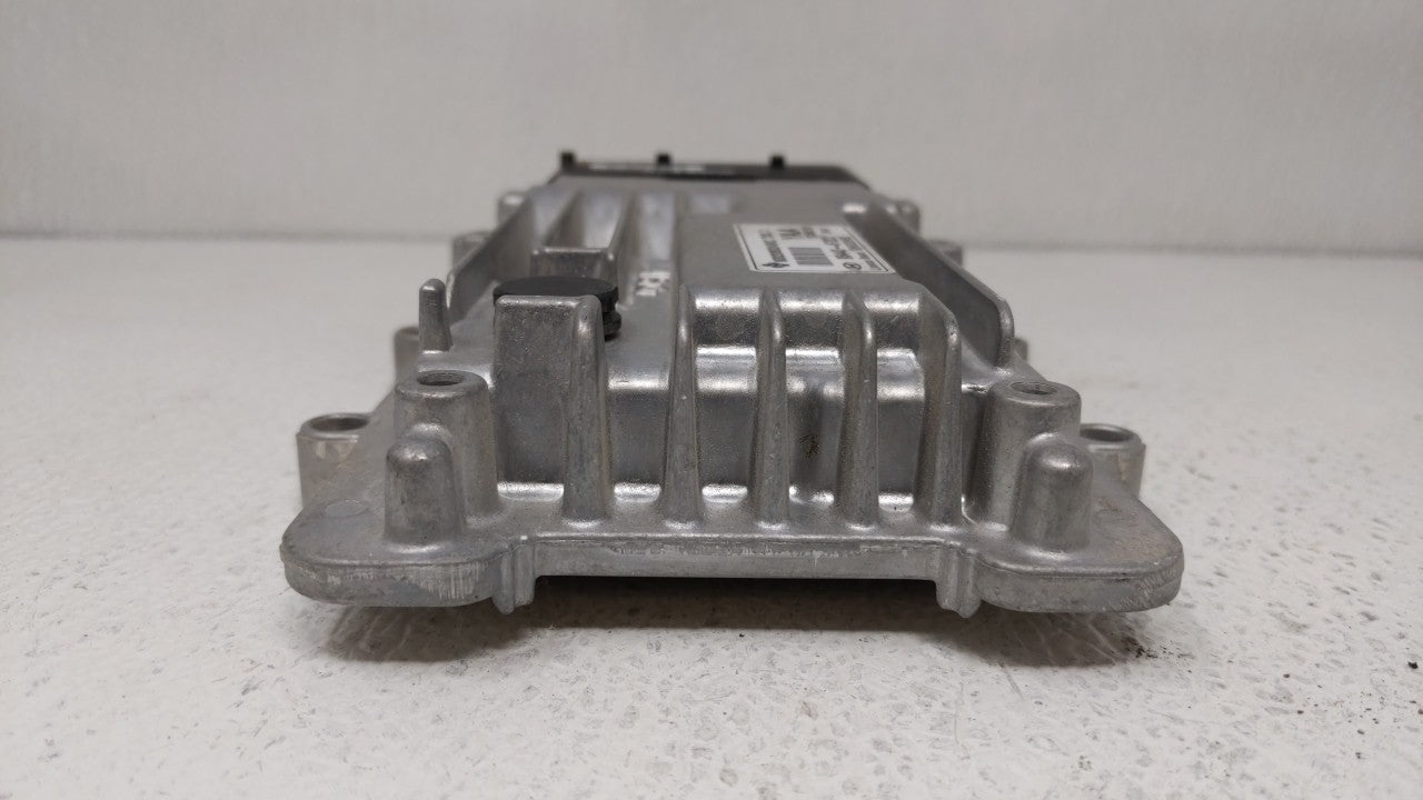 2012-2014 Hyundai Genesis Chassis Control Module Ccm Bcm Body Control - Oemusedautoparts1.com
