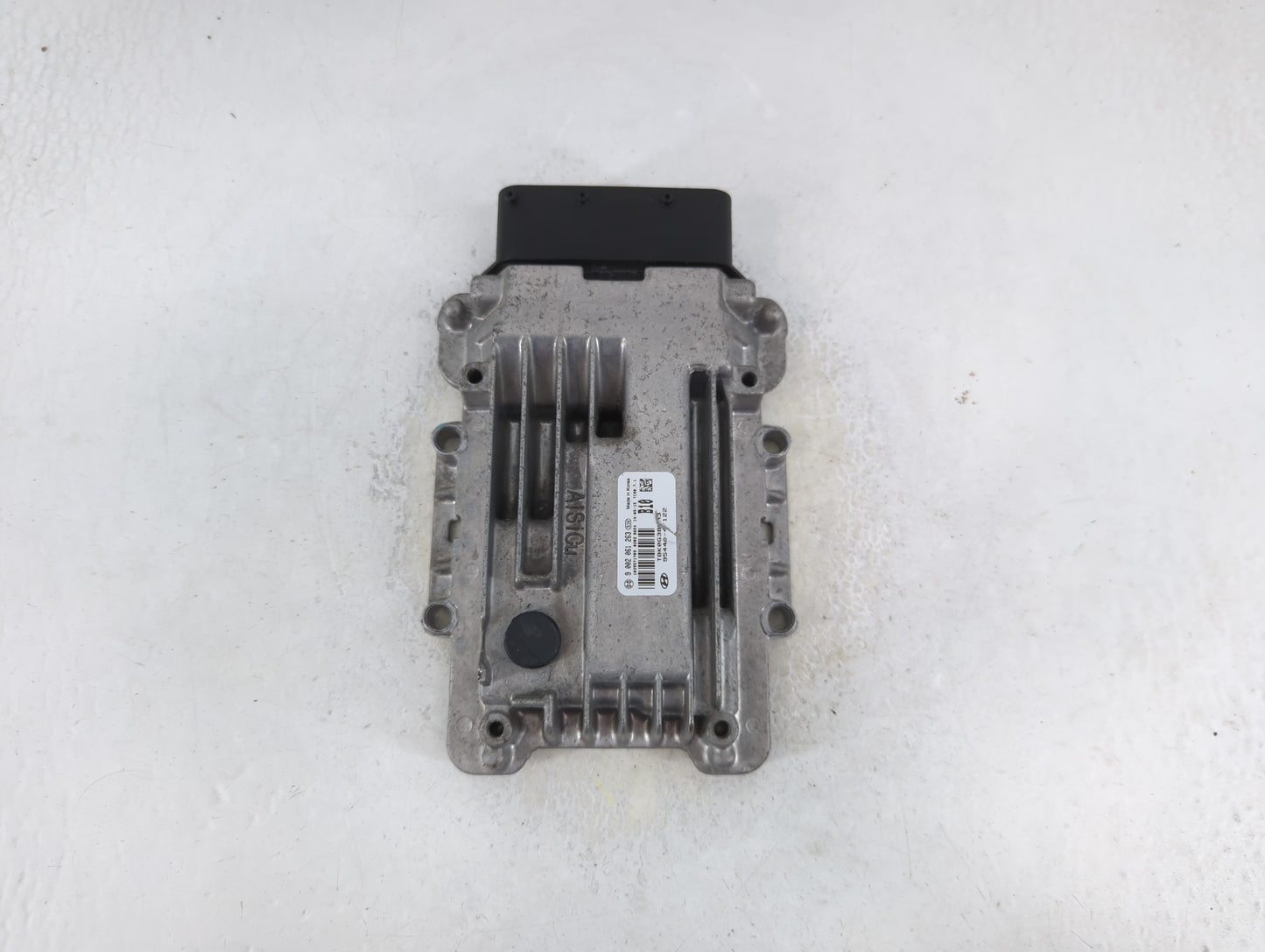 2009-2012 Hyundai Genesis PCM Engine Control Computer ECU ECM PCU OEM P/N:95440-4F122 Fits Fits 2009 2010 2011 2012 OEM Used