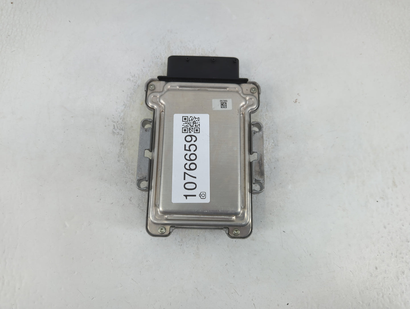 2009-2012 Hyundai Genesis PCM Engine Control Computer ECU ECM PCU OEM P/N:95440-4F122 Fits Fits 2009 2010 2011 2012 OEM Used