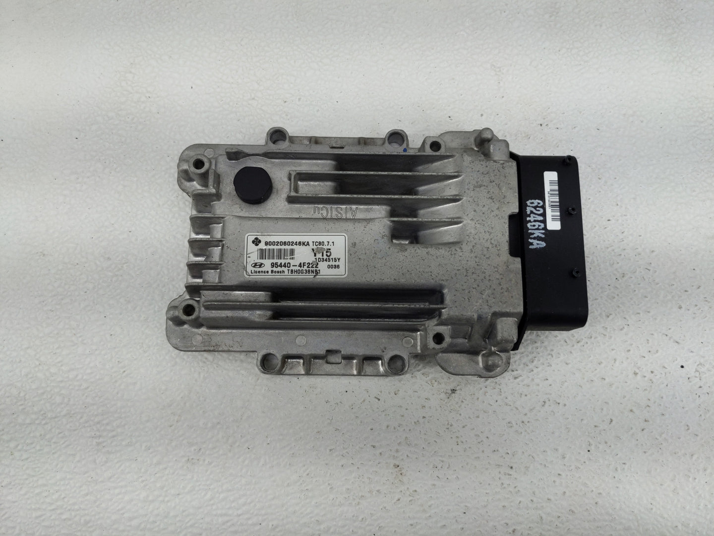 2012 Hyundai Genesis PCM Engine Control Computer ECU ECM PCU OEM P/N:95440-4F222 Fits OEM Used Auto Parts - Oemusedautoparts