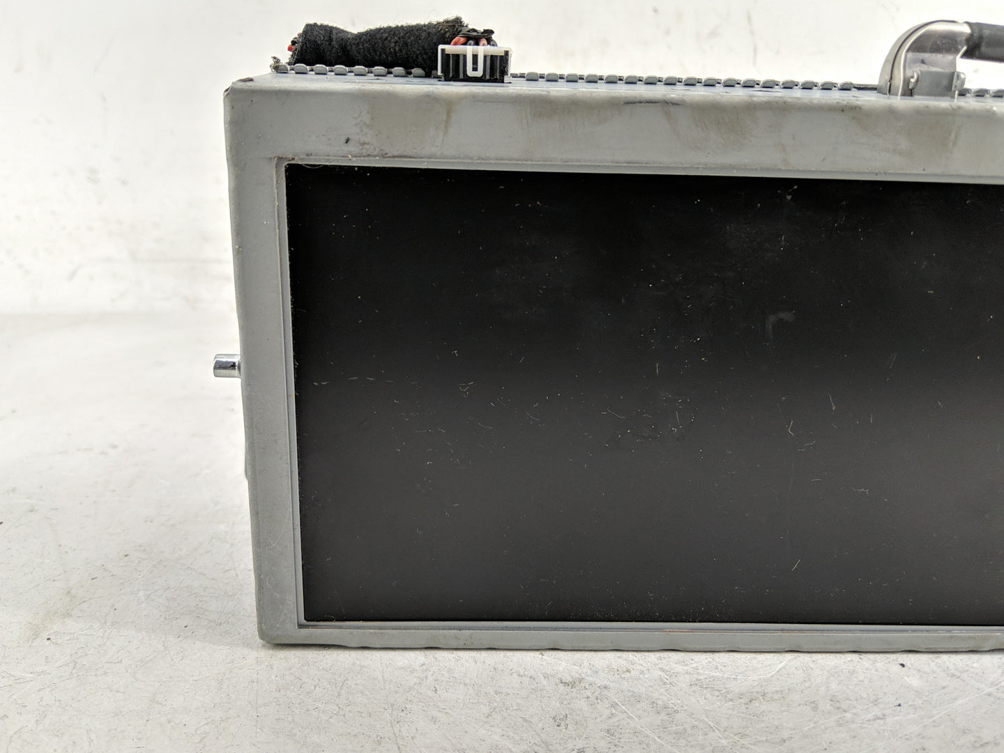 2009-2014 Hyundai Genesis Information Display Screen - Oemusedautoparts1.com