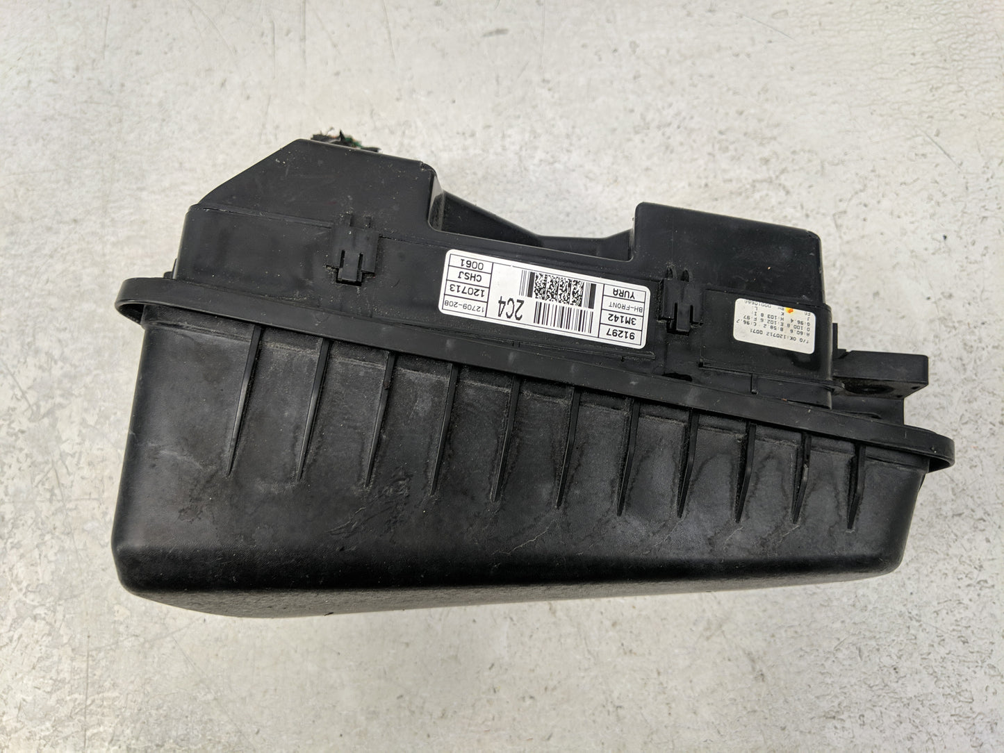 2012-2014 Hyundai Genesis Fusebox Fuse Box Panel Relay Module P/N:91940-3M170 91297-3M142 Fits Fits 2012 2013 2014 OEM Used 