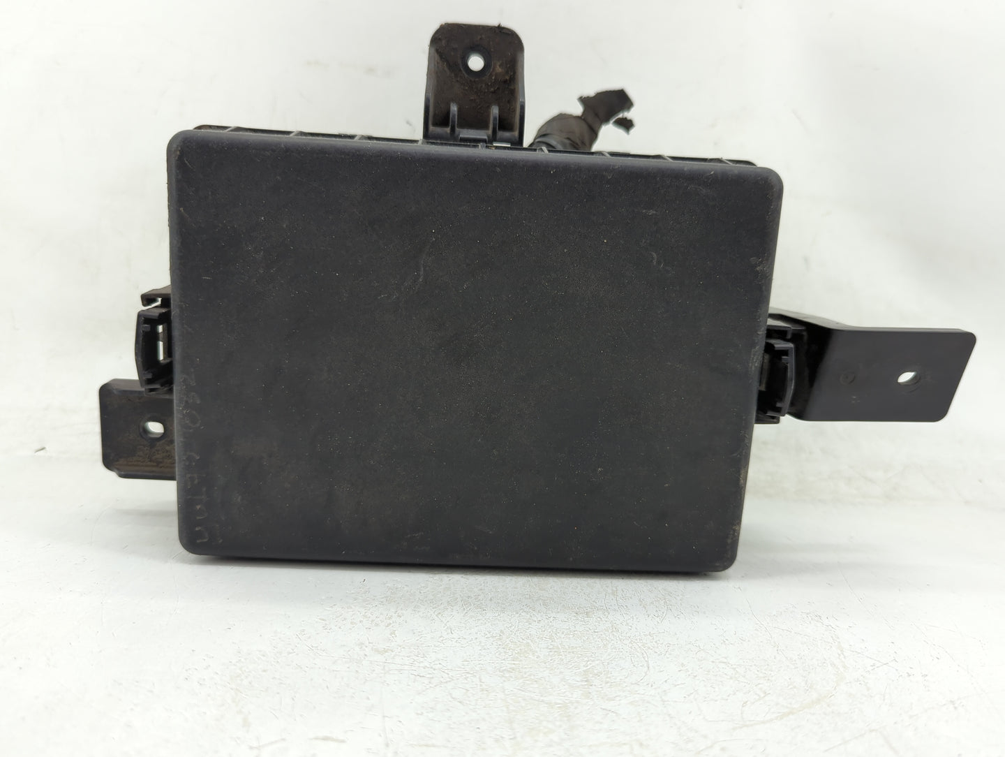 2009-2012 Hyundai Genesis Fusebox Fuse Box Panel Relay Module P/N:91950-2M211 Fits Fits 2009 2010 2011 2012 OEM Used Auto Pa