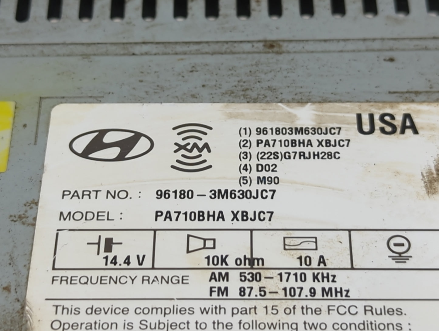 2011-2012 Hyundai Genesis Radio AM FM Cd Player Receiver Replacement P/N:96180-3M630JC7 Fits Fits 2011 2012 OEM Used Auto Pa