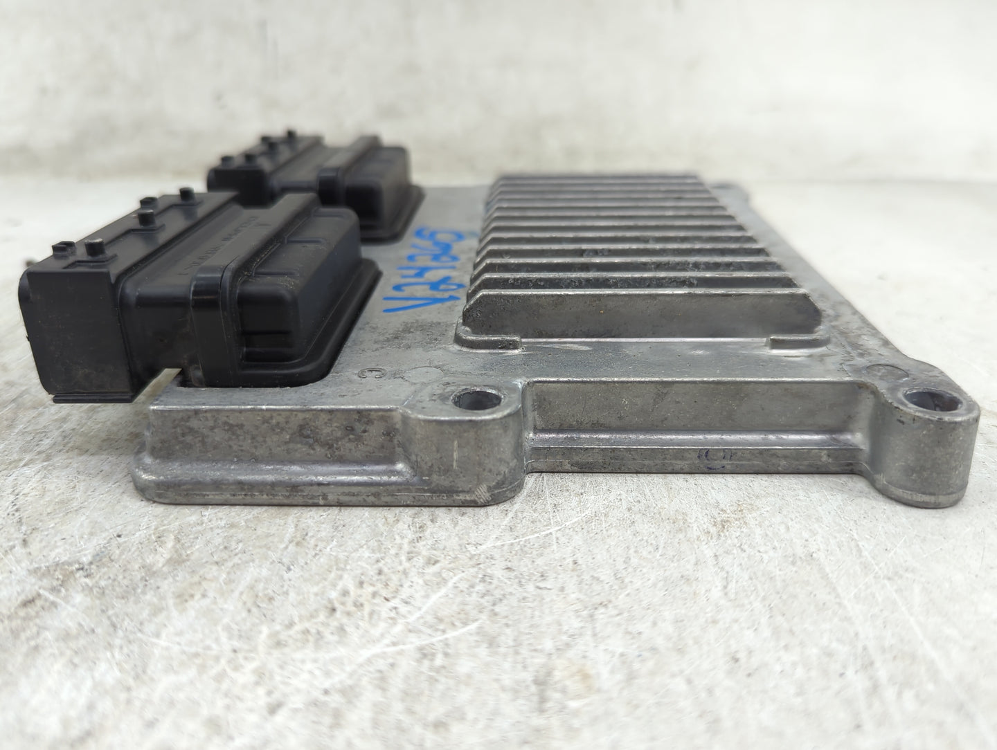 2012-2014 Hyundai Genesis PCM Engine Control Computer ECU ECM PCU OEM P/N:39105-3CBN0 Fits Fits 2012 2013 2014 OEM Used Auto