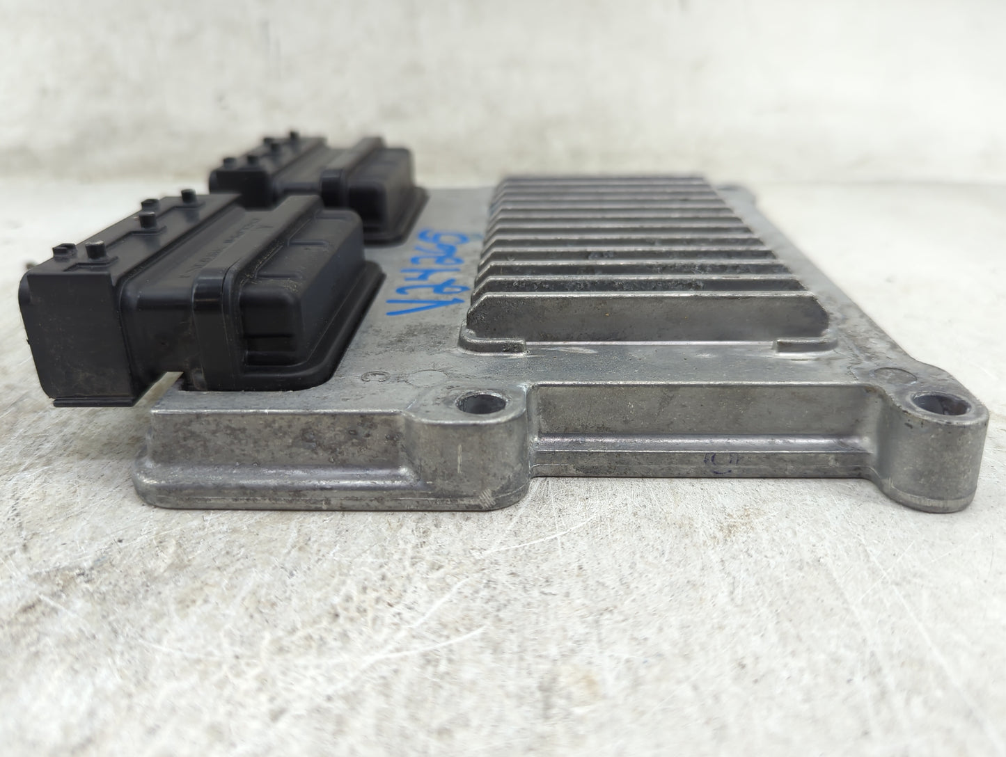 2012-2014 Hyundai Genesis PCM Engine Control Computer ECU ECM PCU OEM P/N:39105-3CBN0 Fits Fits 2012 2013 2014 OEM Used Auto
