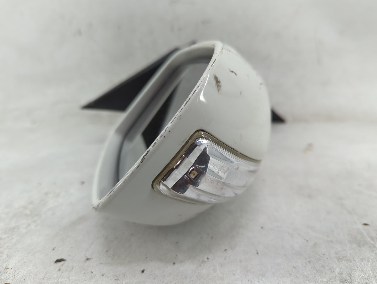 2009-2016 Hyundai Genesis Driver Side View Mirror - Left Door Mirror OEM Used - Oemusedautoparts1.com