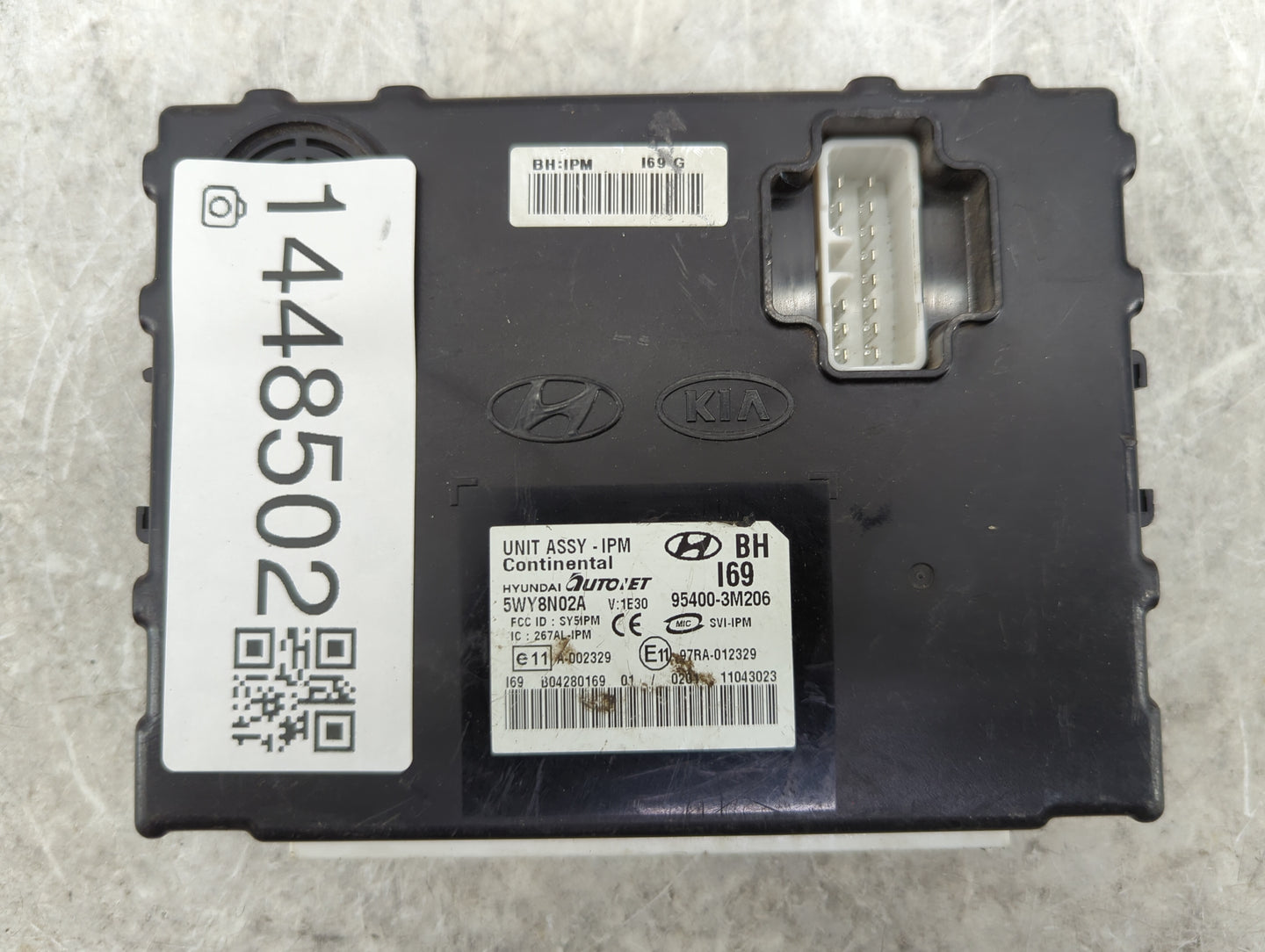 2011-2012 Hyundai Genesis Theft-locking Control Module - Oemusedautoparts1.com