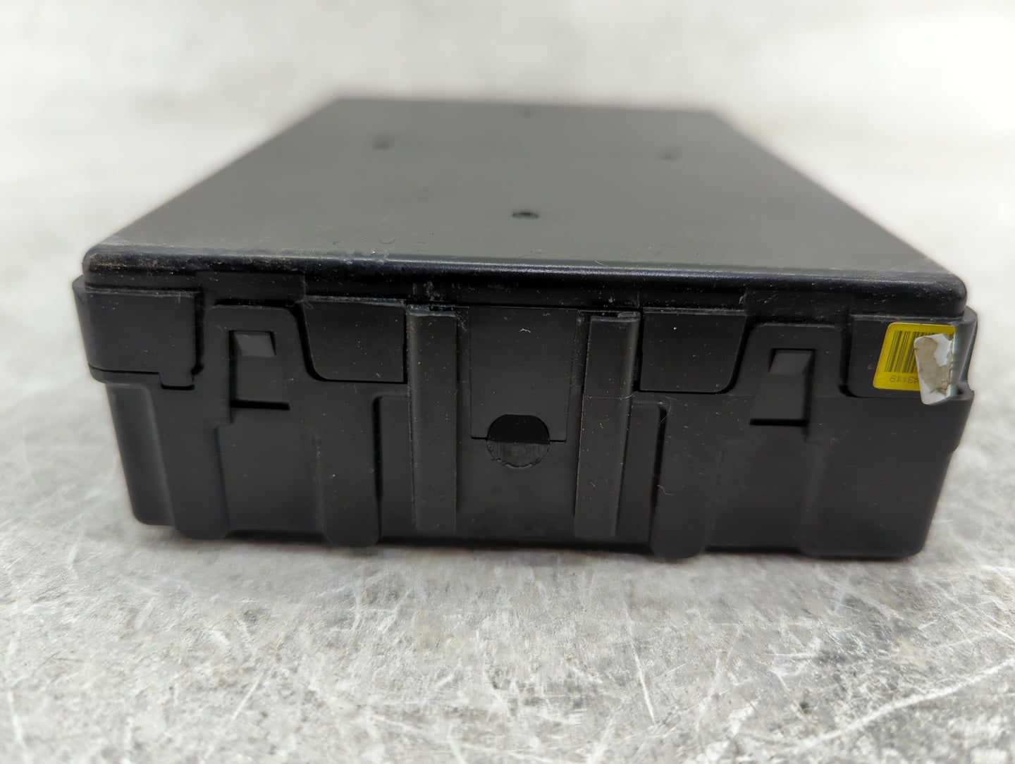 2011-2012 Hyundai Genesis Theft-locking Control Module - Oemusedautoparts1.com