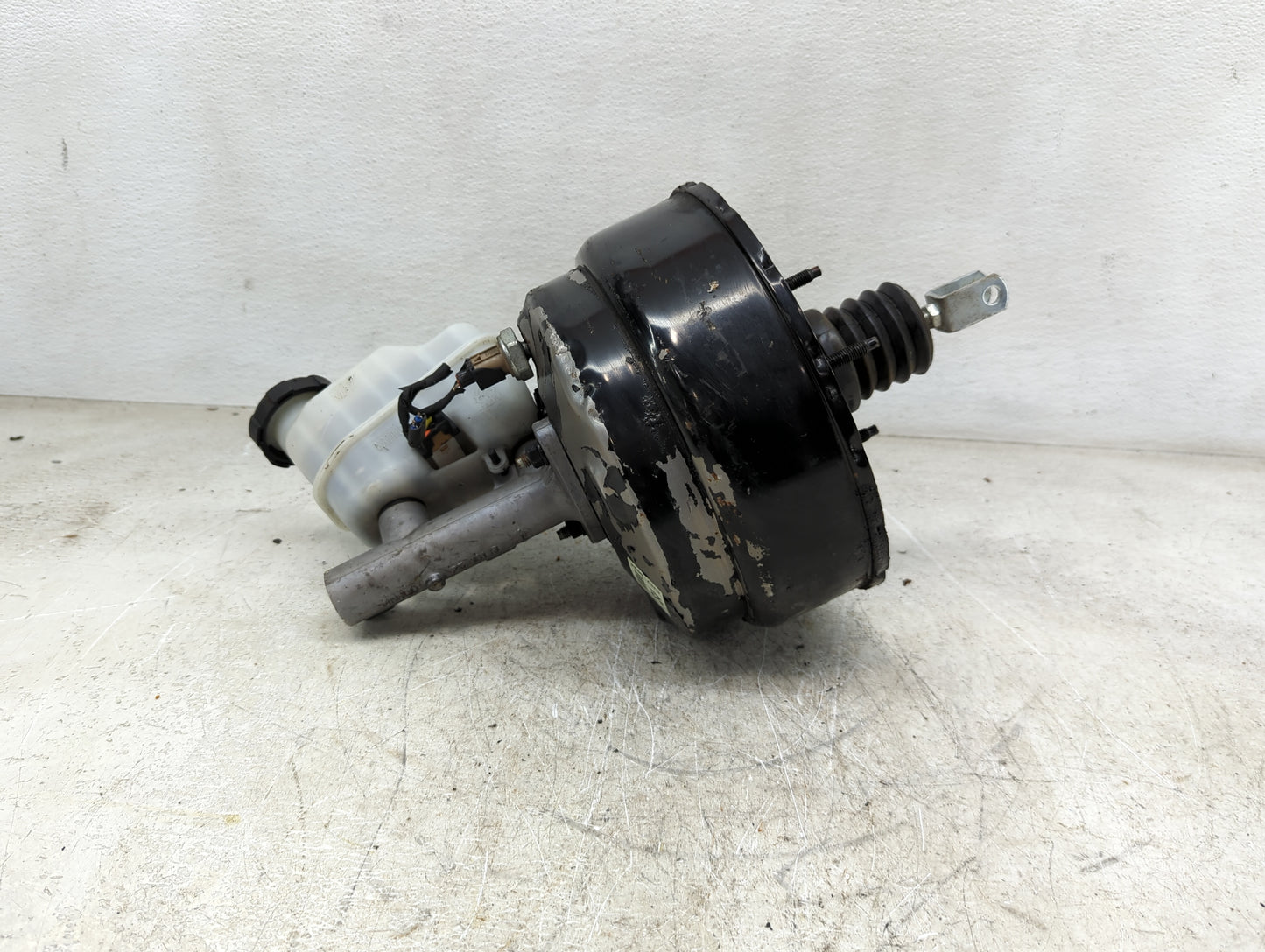 2012 Hyundai Genesis Power Brake Booster Oem - Oemusedautoparts1.com