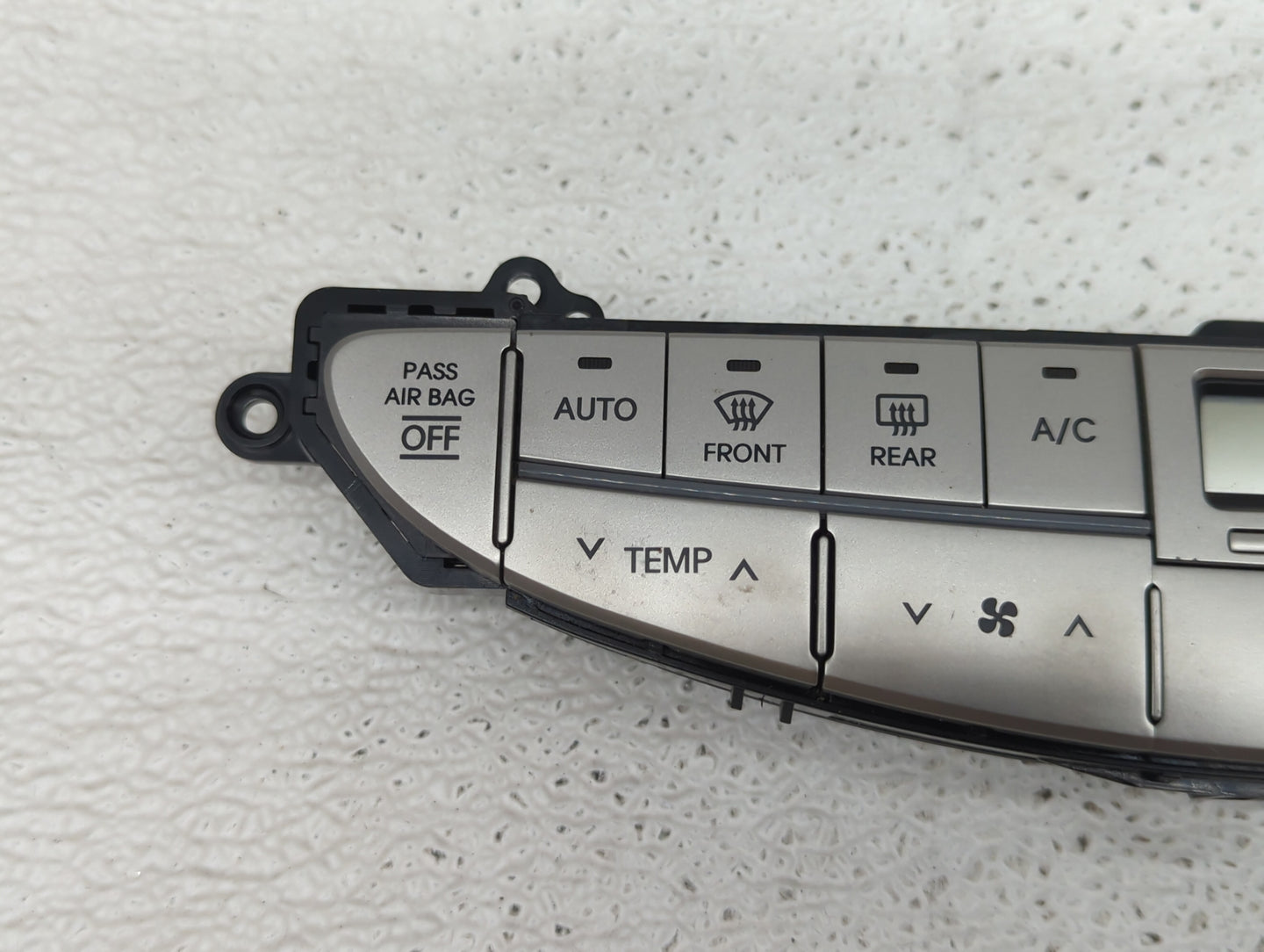 2009-2014 Hyundai Genesis Climate Control Module Temperature AC/Heater Replacement P/N:97250-3M700 Fits OEM Used Auto Parts 