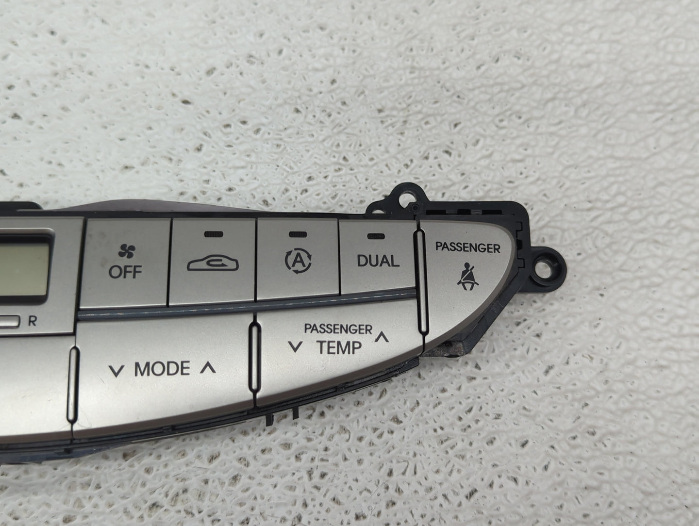 2009-2014 Hyundai Genesis Climate Control Module Temperature AC/Heater Replacement P/N:97250-3M700 Fits OEM Used Auto Parts 
