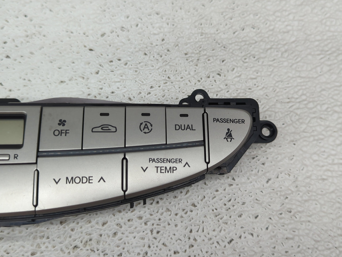 2009-2014 Hyundai Genesis Climate Control Module Temperature AC/Heater Replacement P/N:97250-3M700 Fits OEM Used Auto Parts 