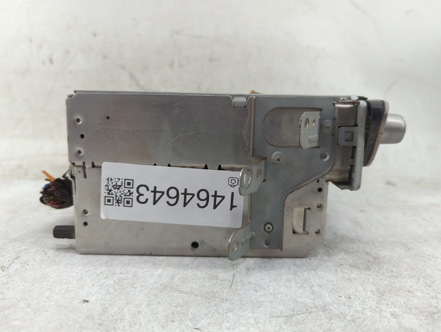 2012 Hyundai Genesis Radio AM FM Cd Player Receiver Replacement P/N:006236 20018676, 02227738 Fits OEM Used Auto Parts - Oem
