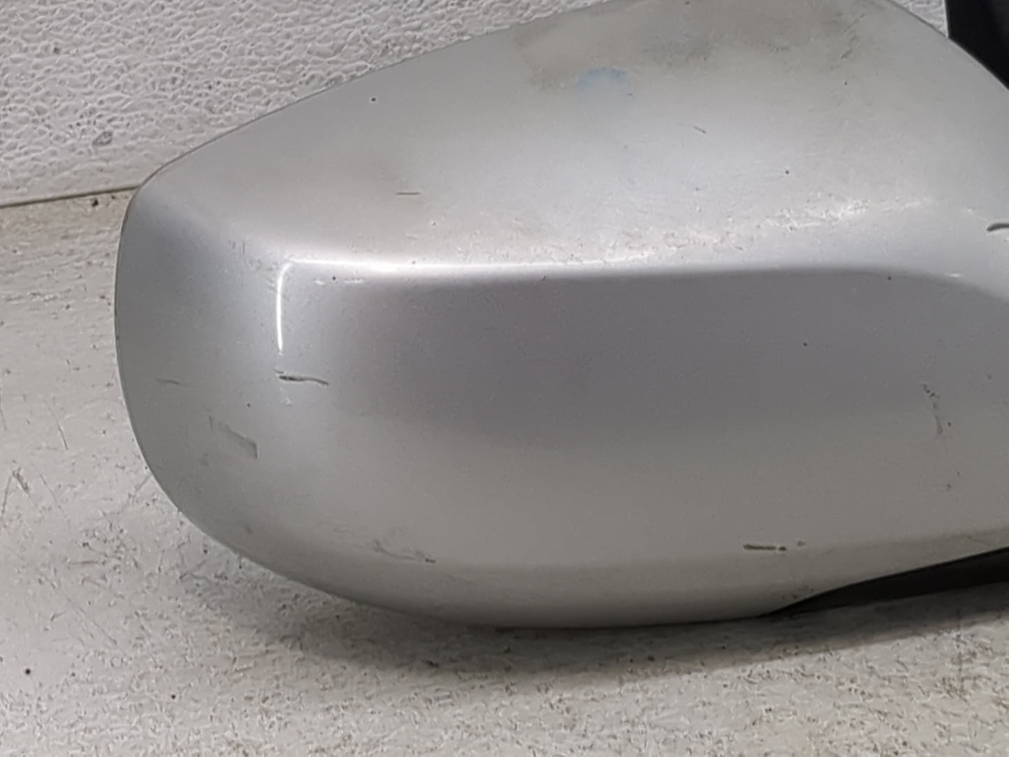 2009-2016 Hyundai Genesis Passenger Side View Mirror - Right Door Mirror OEM Used - Oemusedautoparts1.com