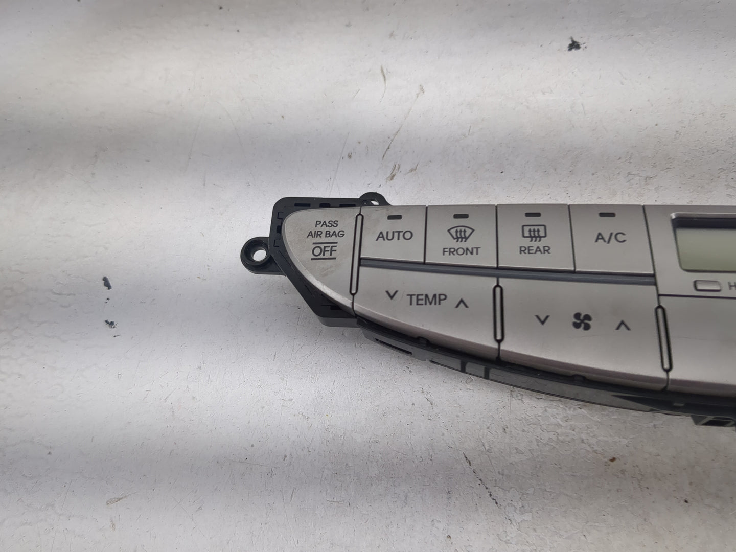2009-2014 Hyundai Genesis Climate Control Module Temperature AC/Heater Replacement P/N:97250-3M200 Fits OEM Used Auto Parts 
