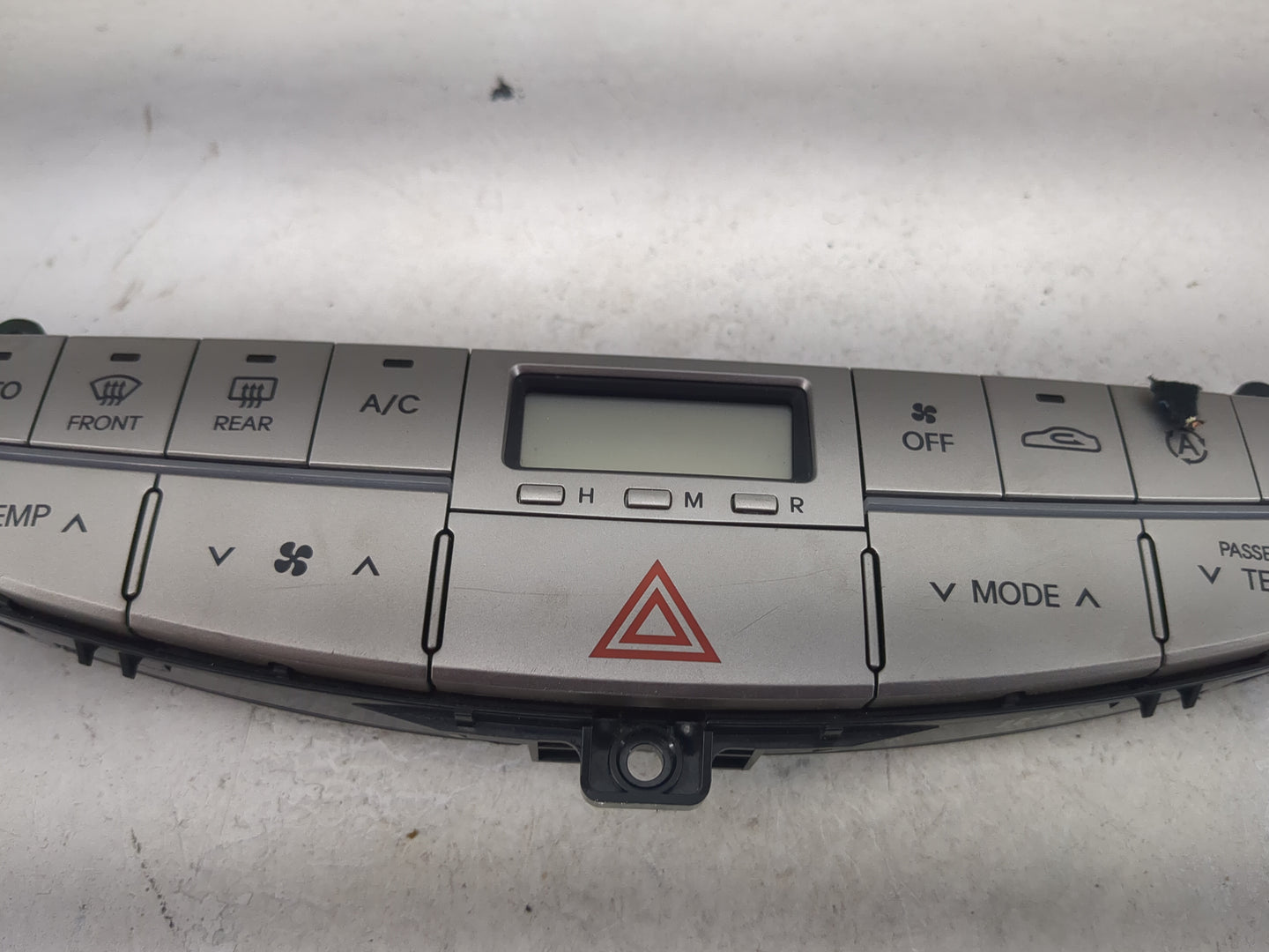 2009-2014 Hyundai Genesis Climate Control Module Temperature AC/Heater Replacement P/N:97250-3M200 Fits OEM Used Auto Parts 