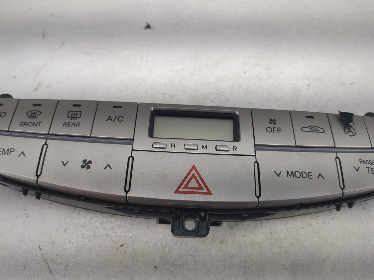 2009-2014 Hyundai Genesis Climate Control Module Temperature AC/Heater Replacement P/N:97250-3M200 Fits OEM Used Auto Parts 