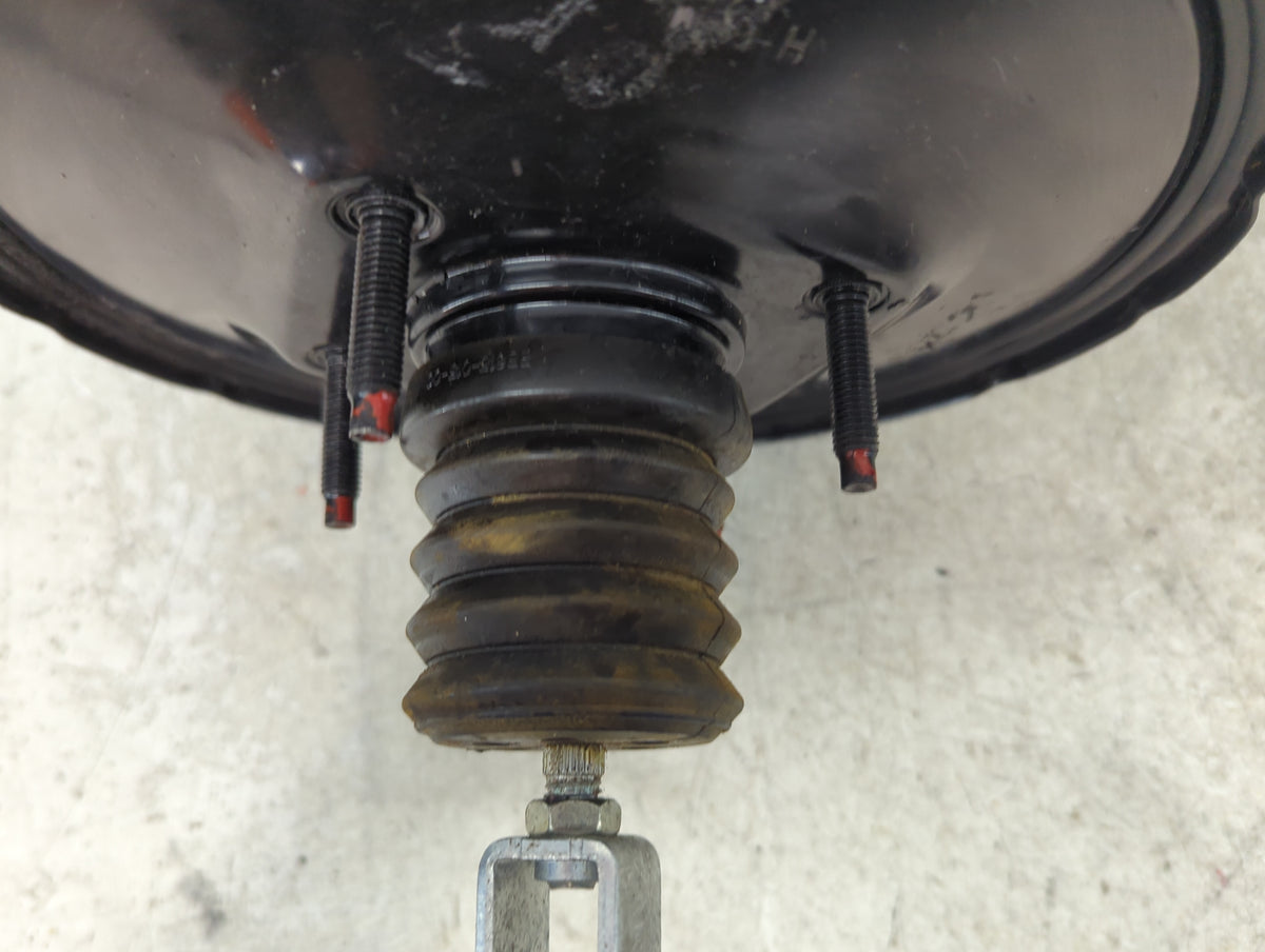 2012-2014 Hyundai Genesis Power Brake Booster Oem - Oemusedautoparts1.com